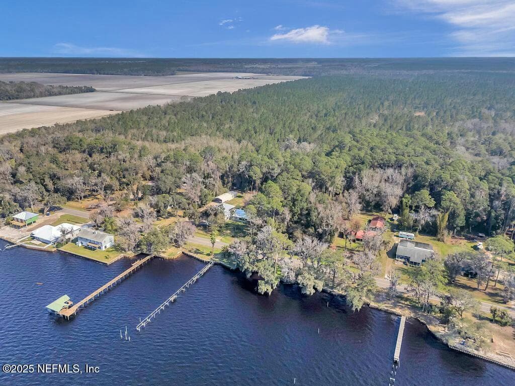 Photo 5 of 1404 S COUNTY ROAD 13, St. Augustine, FL 32092