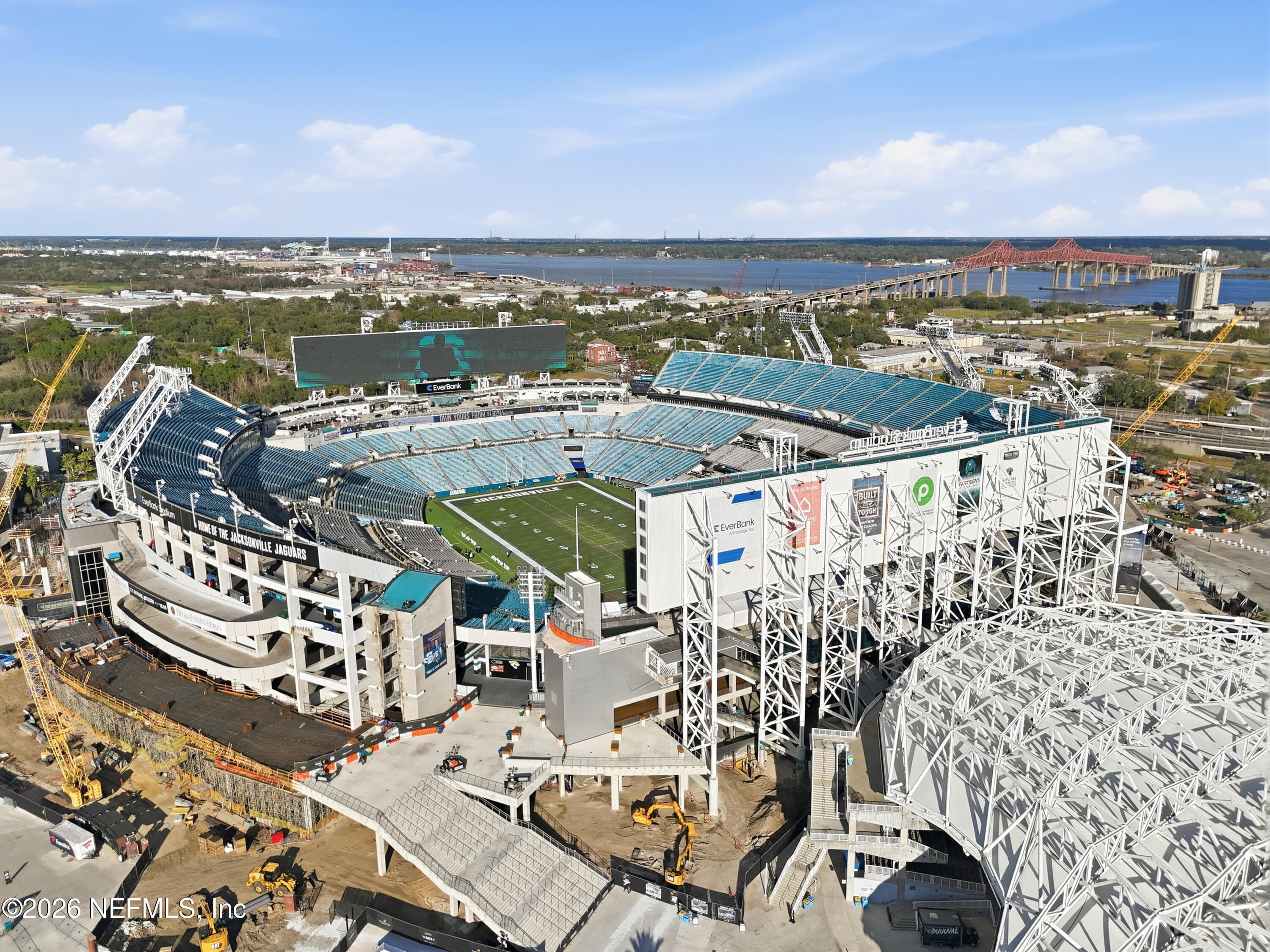 Soon to be renovated! Go by boat to the stadium — 4626 RIVER POINT Road W, Jacksonville, FL 32207