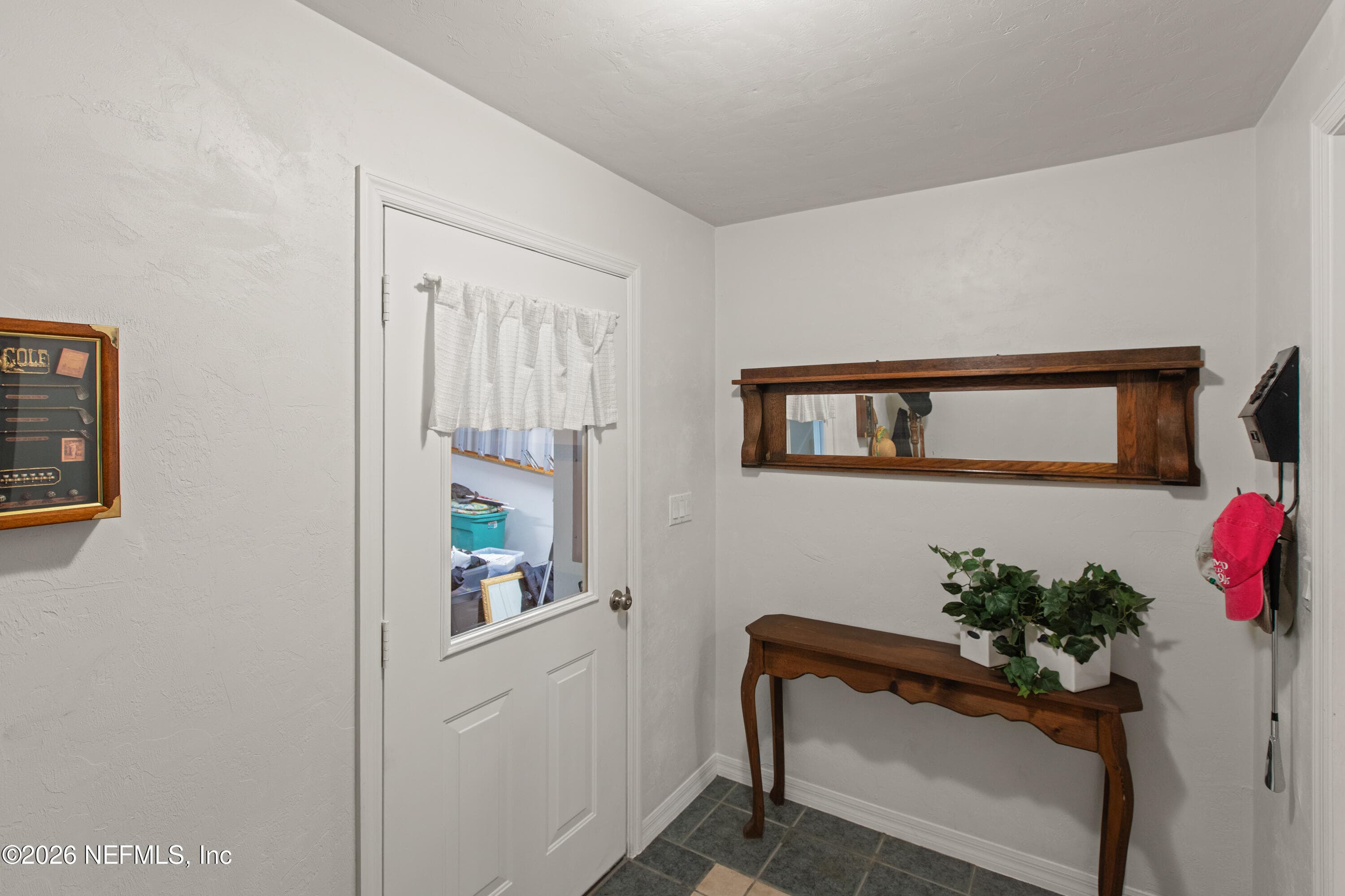 Mudd Room — 1320 COUNTY RD 315, Melrose, FL 32666
