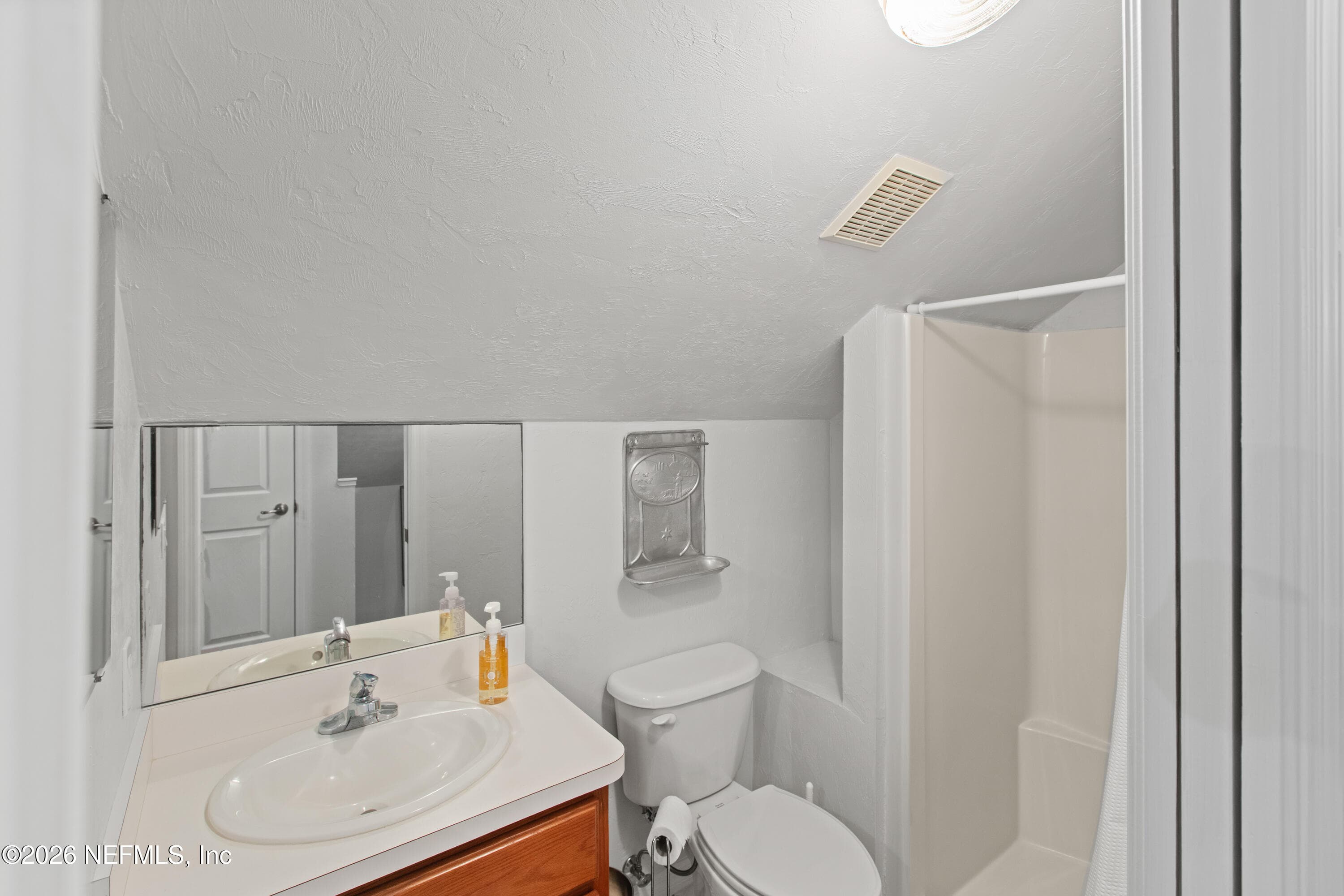 Bedroom # 3 Bathroom — 1320 COUNTY RD 315, Melrose, FL 32666
