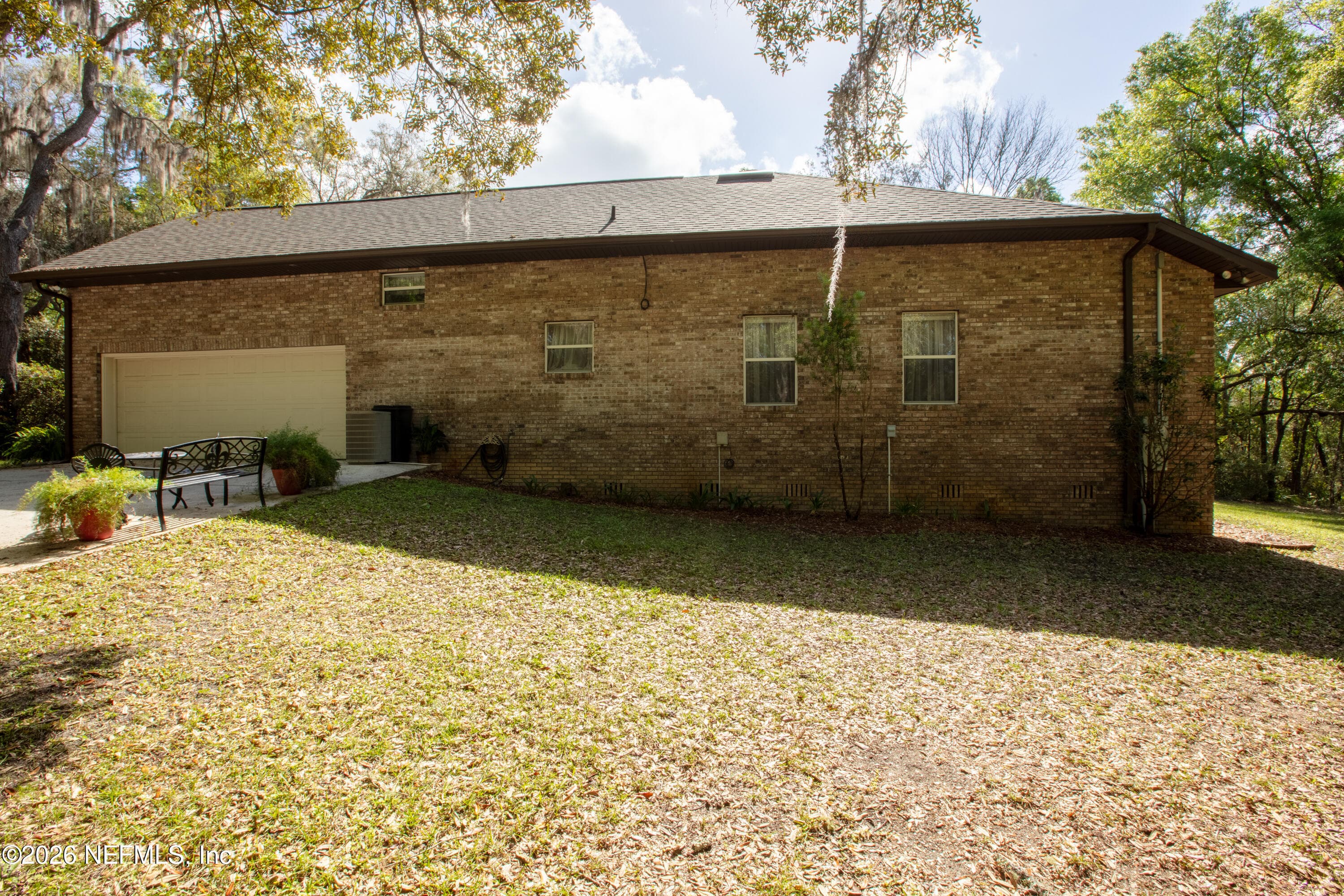 Side Loading Garage — 1320 COUNTY RD 315, Melrose, FL 32666