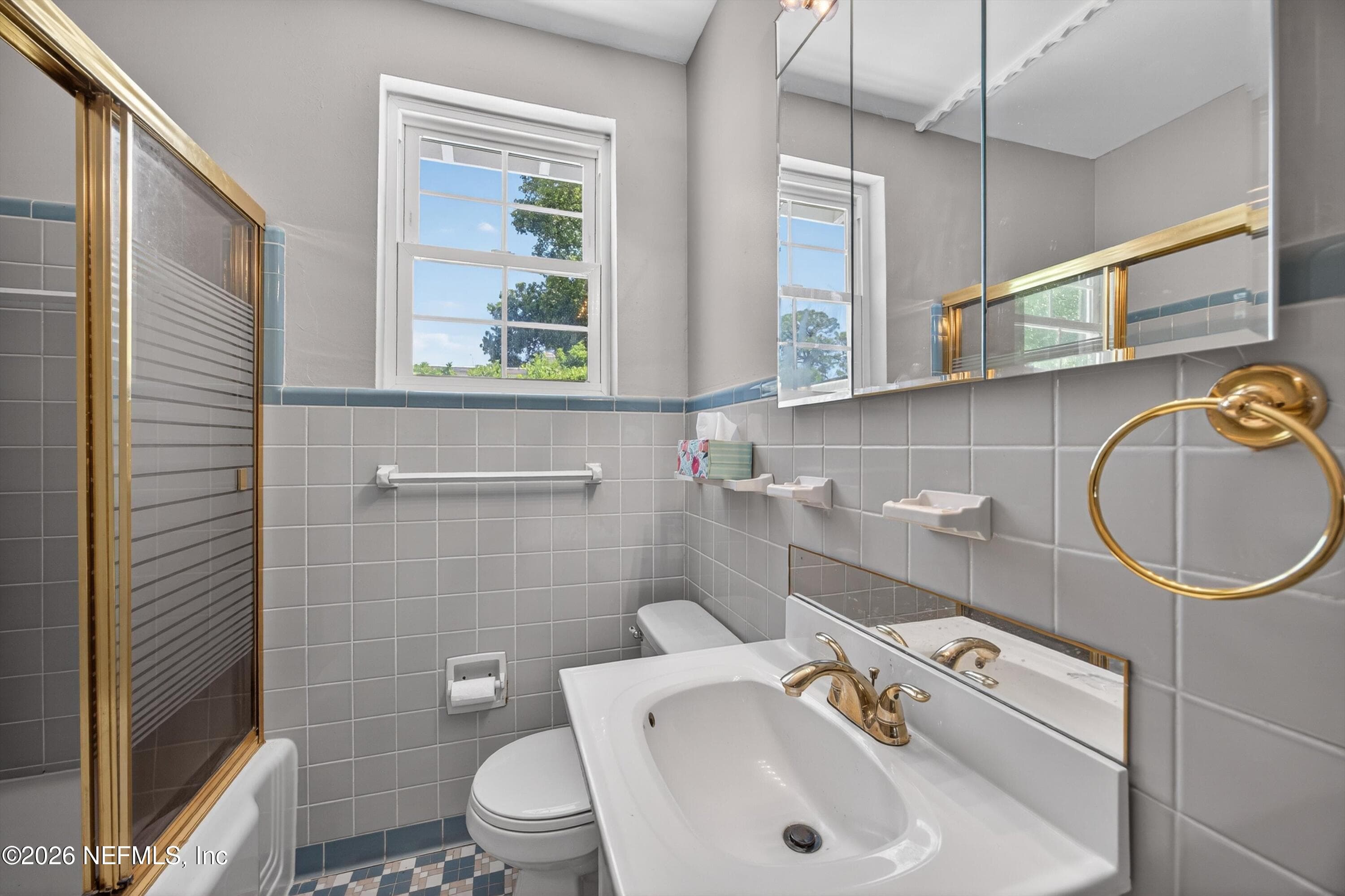Bathroom Picture #2 — 4220 GENOA Avenue, Jacksonville, FL 32210
