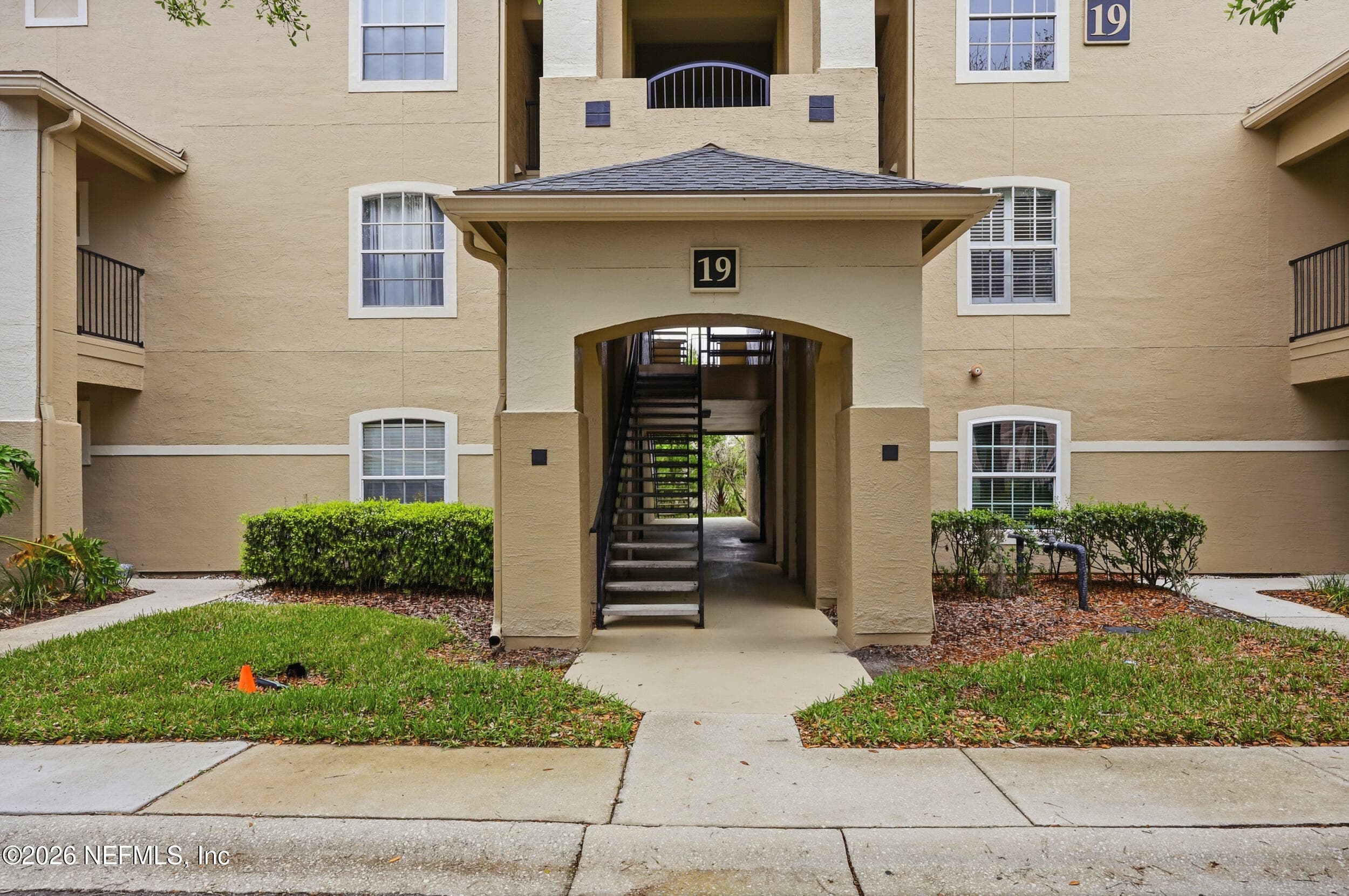 Photo 3 of 1701 THE GREENS Way 1913, Jacksonville Beach, FL 32250