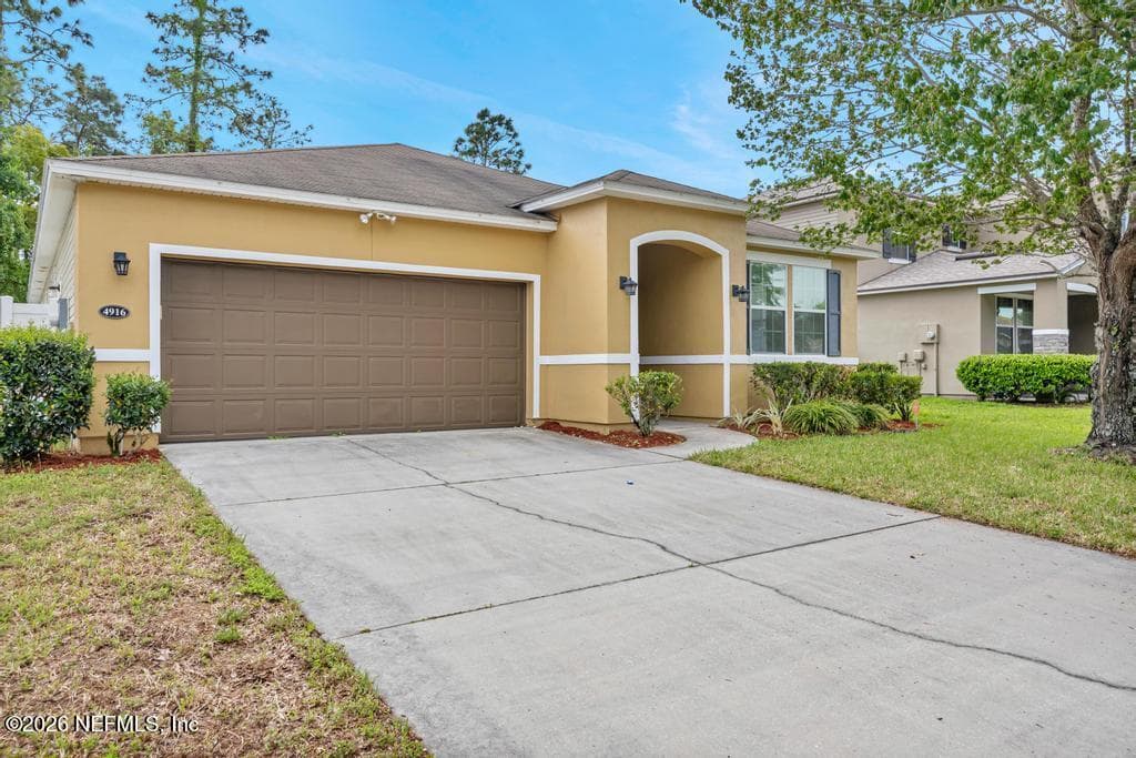 Front VIew — 4916 CREEK BLUFF Lane, Middleburg, FL 32068