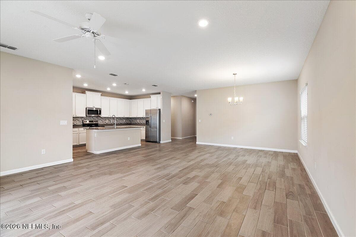 Photo 8 of 1694 MATHEWS MANOR Drive, Jacksonville, FL 32211