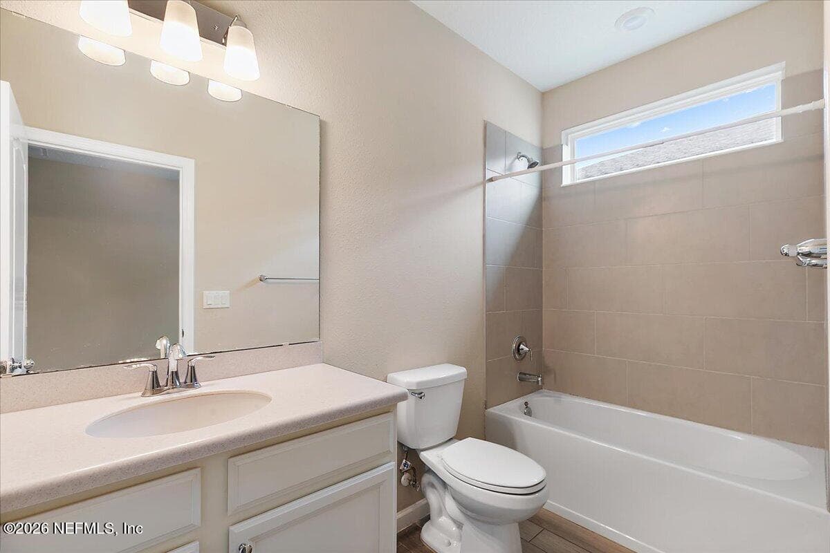 Photo 13 of 1694 MATHEWS MANOR Drive, Jacksonville, FL 32211