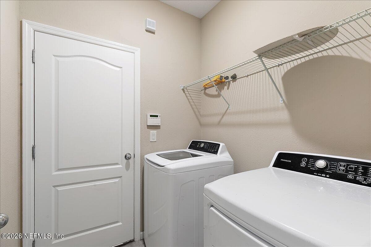Photo 17 of 1694 MATHEWS MANOR Drive, Jacksonville, FL 32211