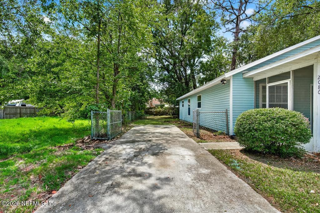 Photo 6 of 2080 TUSKEGEE Road, Jacksonville, FL 32209