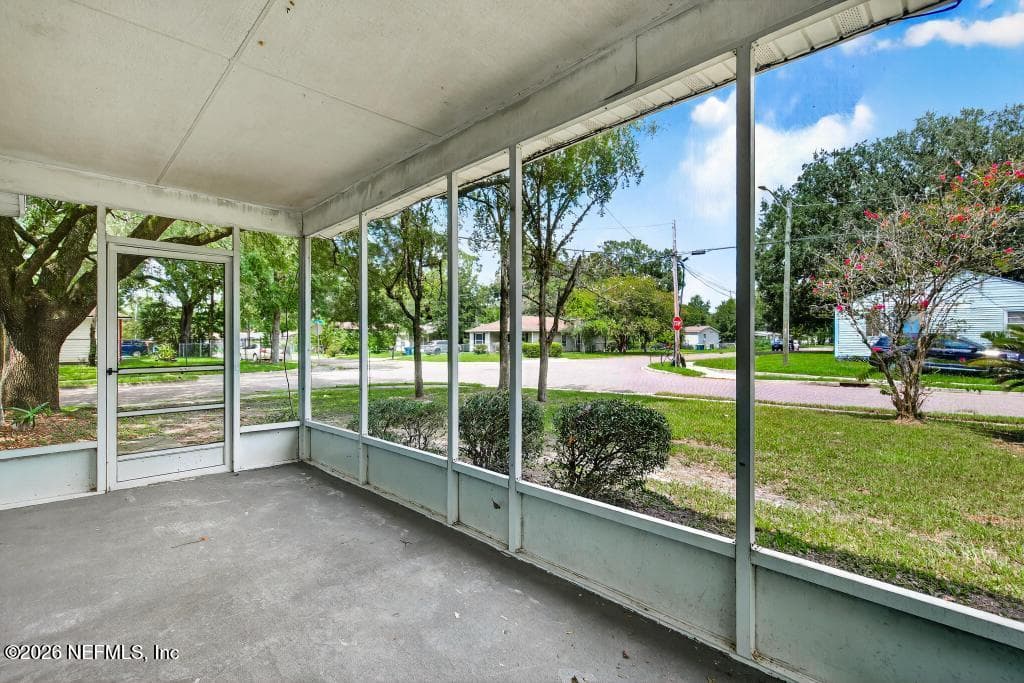Photo 9 of 2080 TUSKEGEE Road, Jacksonville, FL 32209