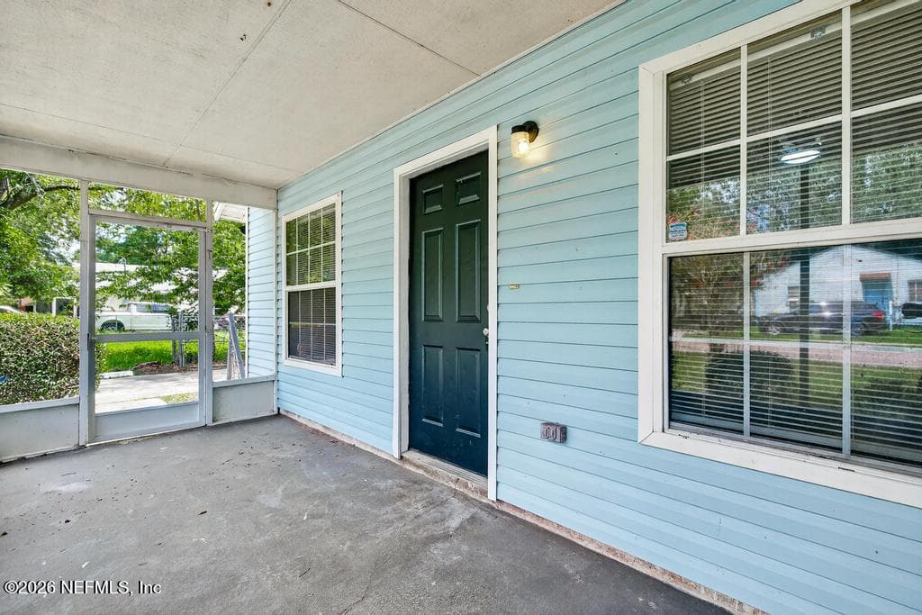 Photo 10 of 2080 TUSKEGEE Road, Jacksonville, FL 32209
