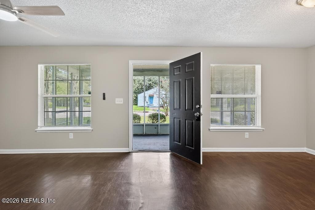 Photo 12 of 2080 TUSKEGEE Road, Jacksonville, FL 32209