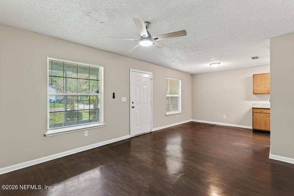 Photo 15 of 2080 TUSKEGEE Road, Jacksonville, FL 32209