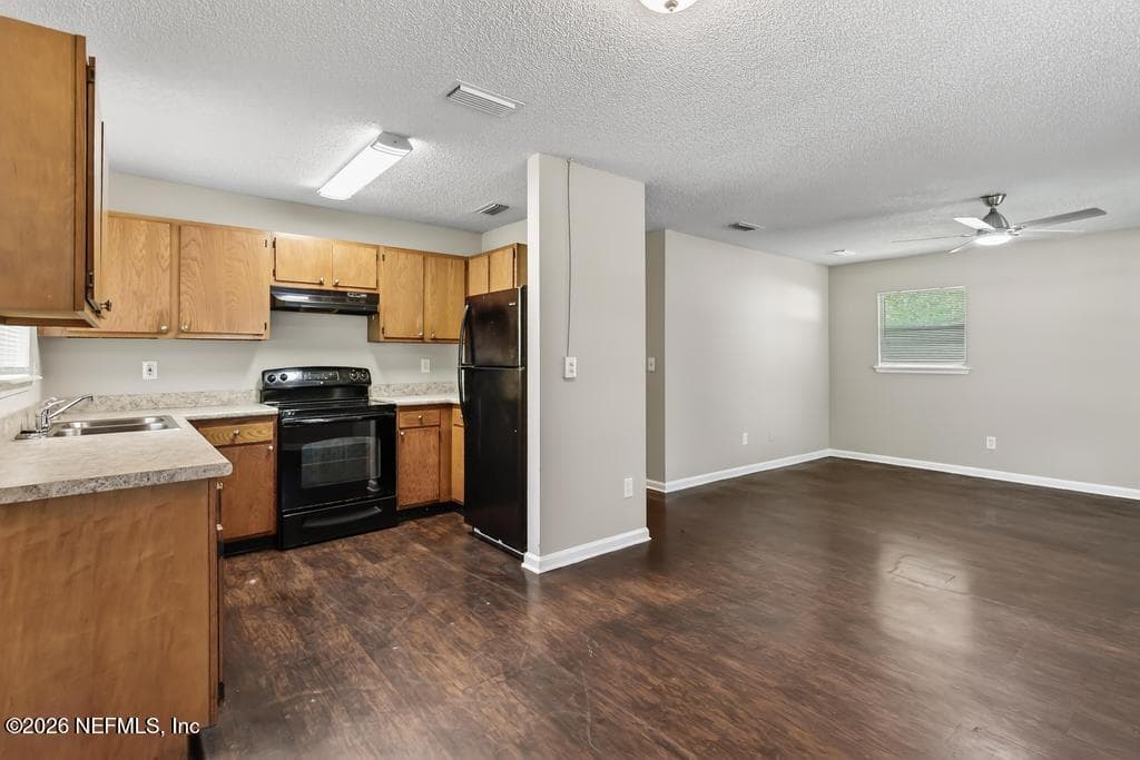 Photo 19 of 2080 TUSKEGEE Road, Jacksonville, FL 32209