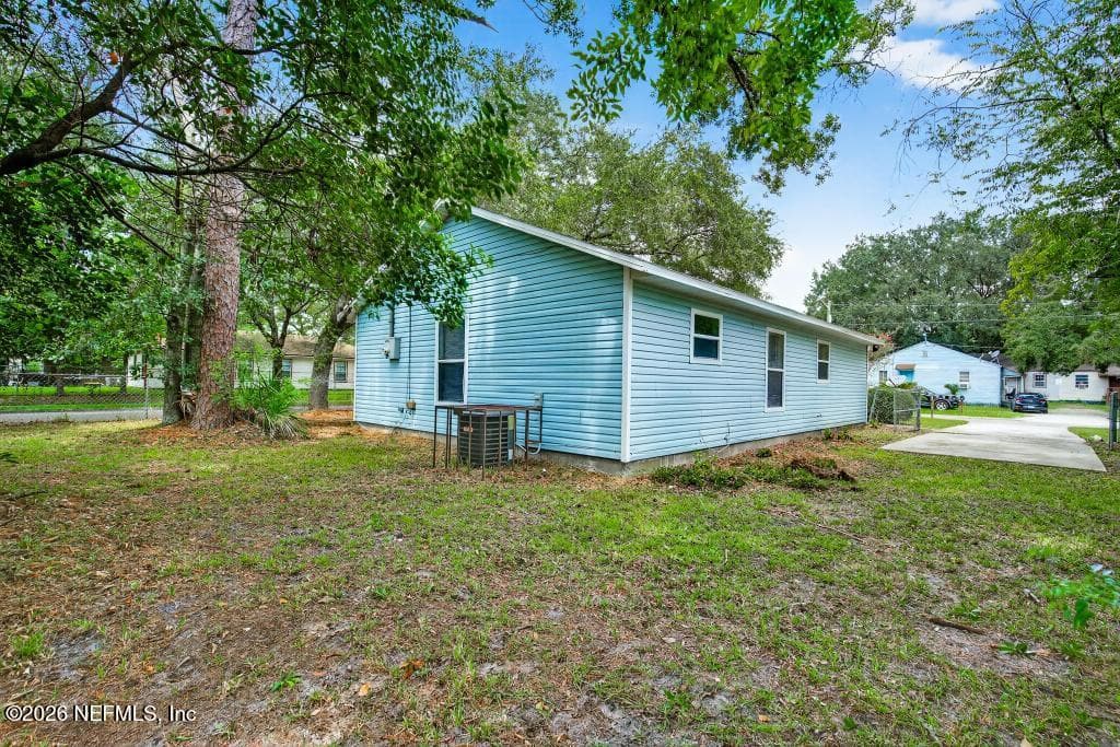 Photo 39 of 2080 TUSKEGEE Road, Jacksonville, FL 32209