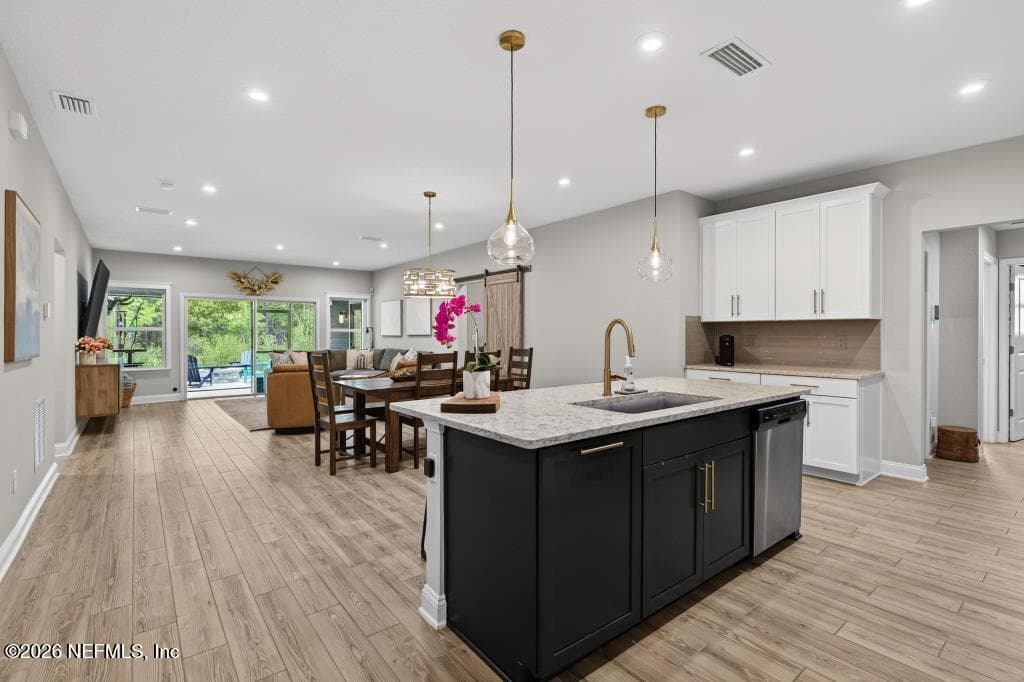 Photo 18 of 360 MEADOW CREEK Drive, St. Johns, FL 32259