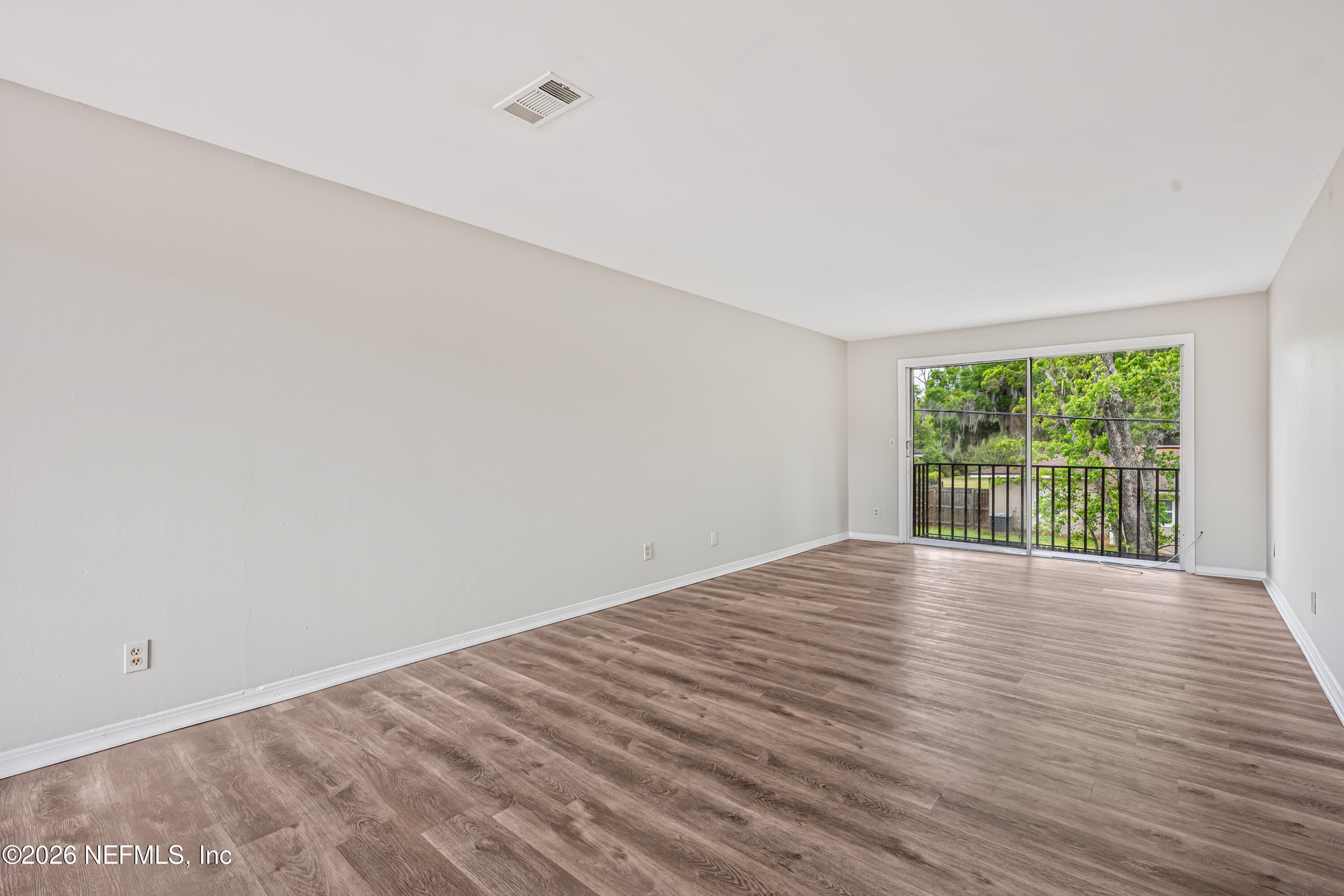 Photo 3 of 1716 EL CAMINO Road 6, Jacksonville, FL 32216