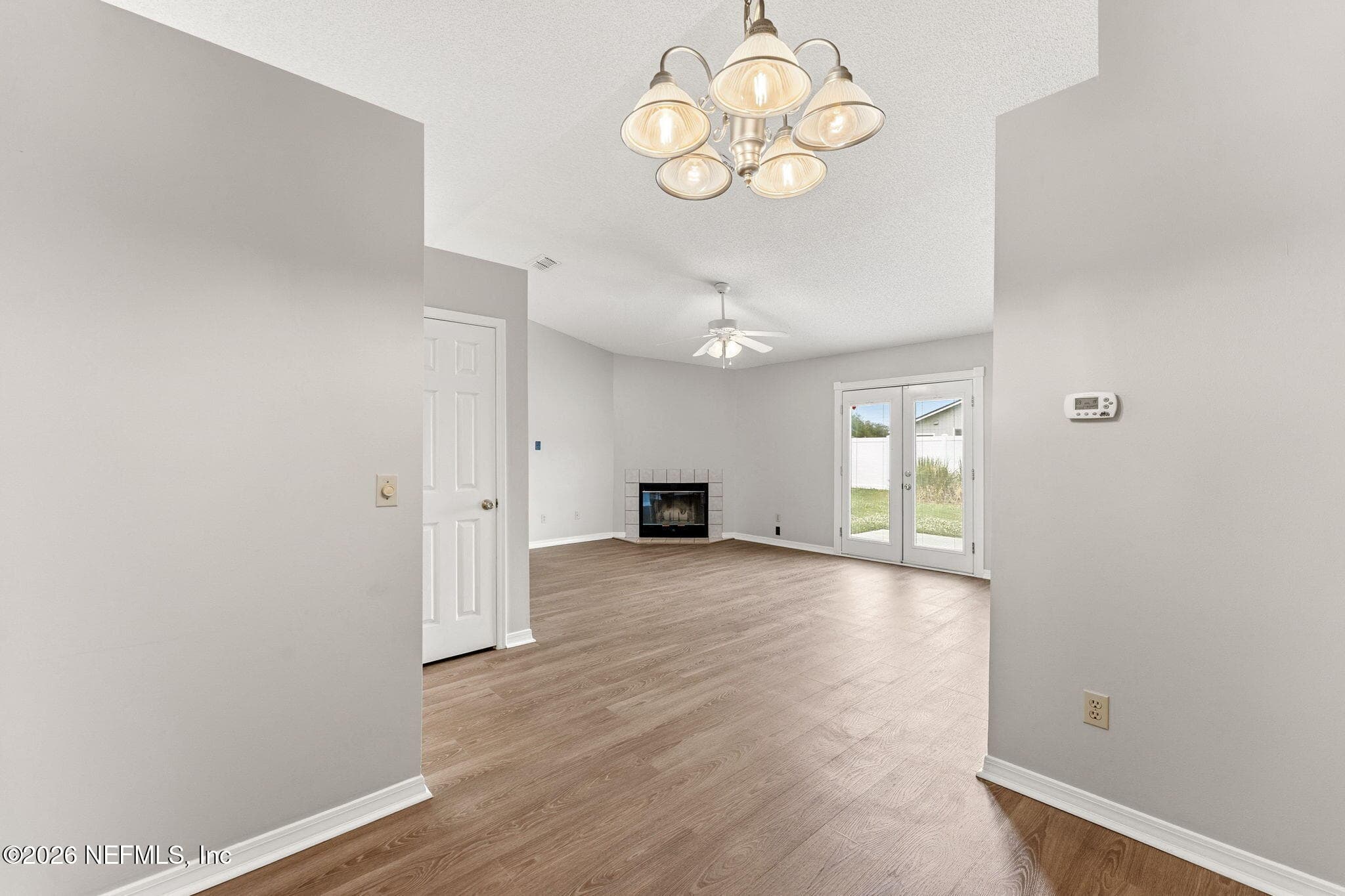 Dining Area view into living — 7809 ALLSPICE Circle E, Jacksonville, FL 32244