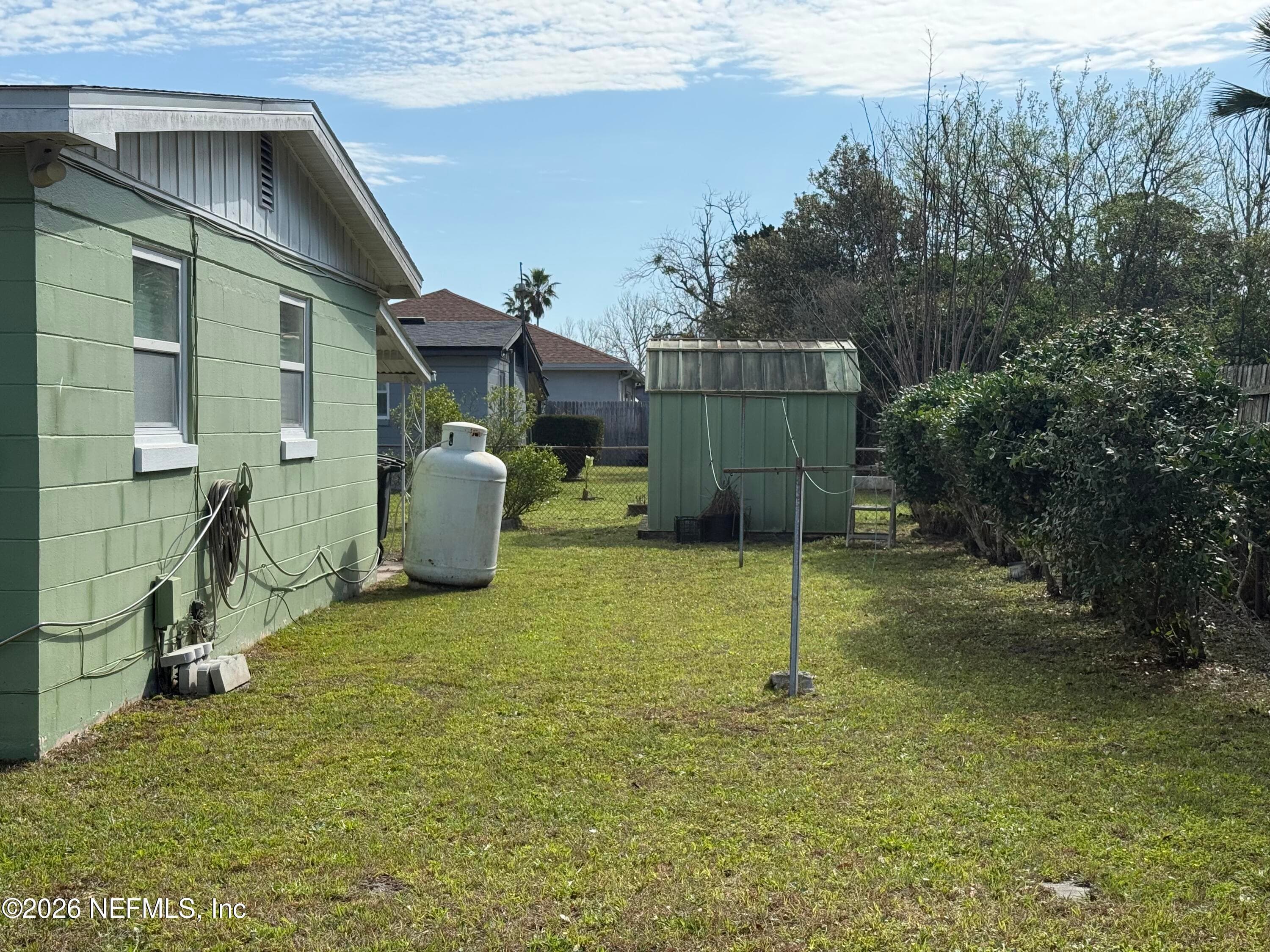 Photo 8 of 850 SAILFISH Drive E, Atlantic Beach, FL 32233