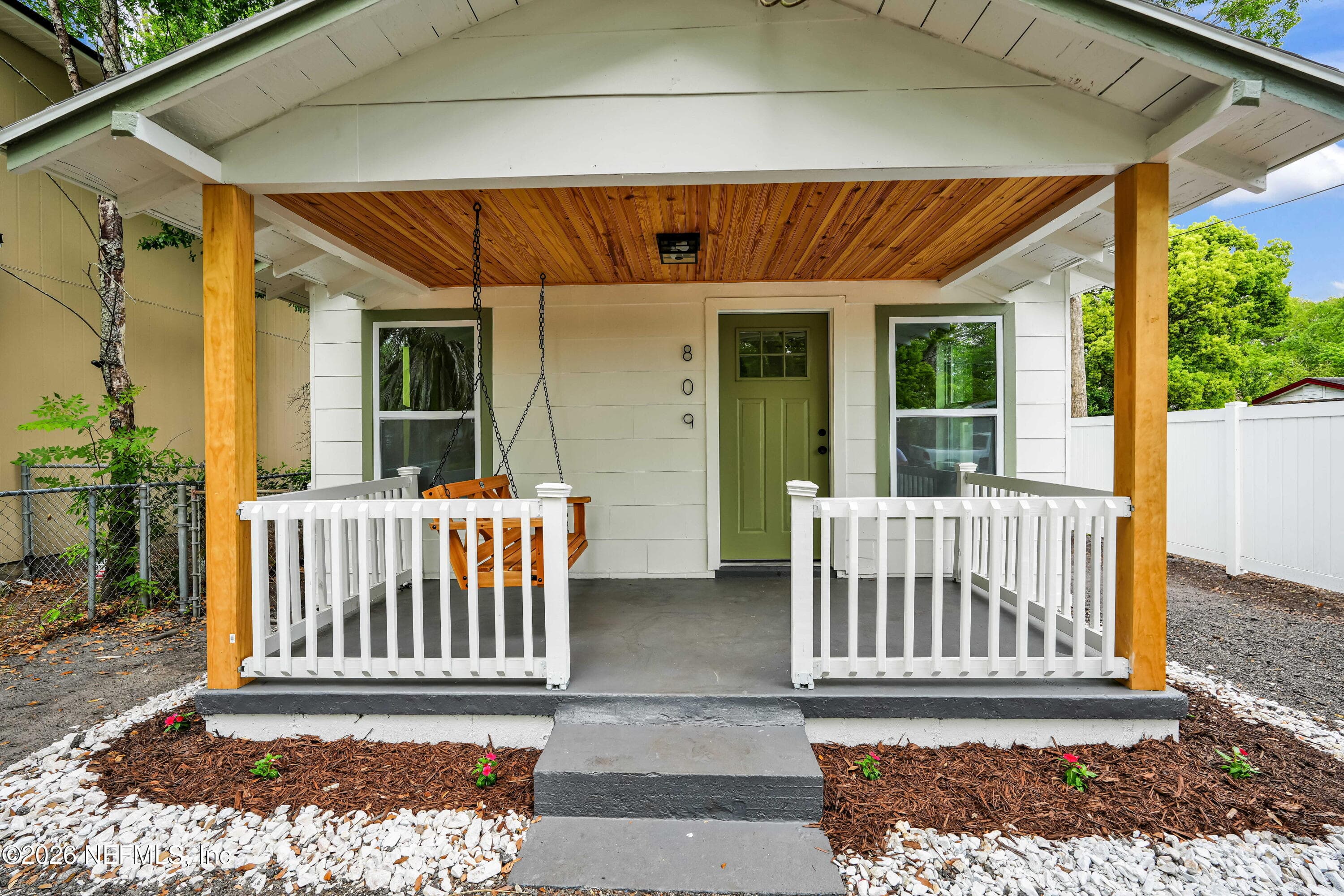 Photo 2 of 809 OWEN Avenue, Jacksonville, FL 32205