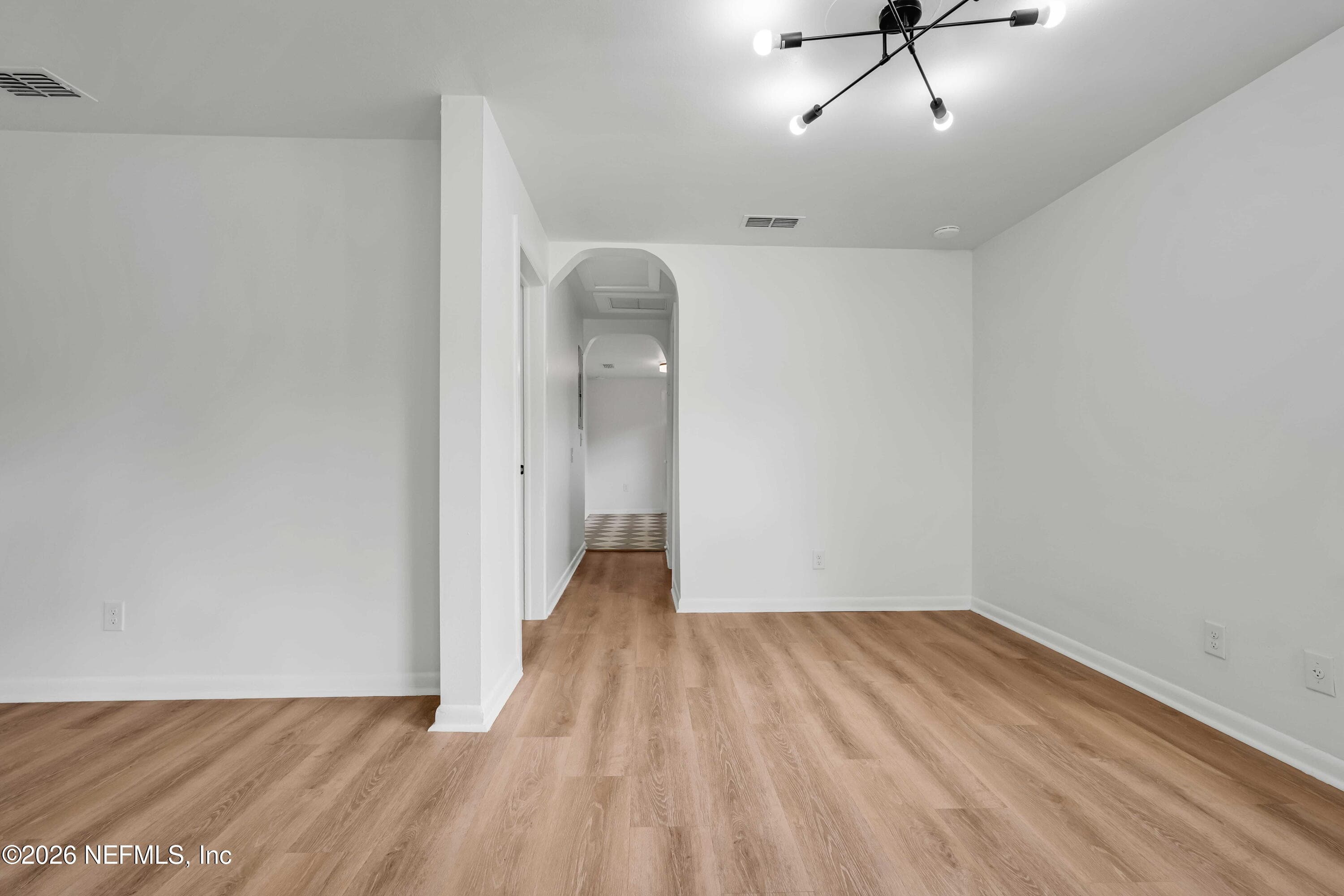 Photo 6 of 809 OWEN Avenue, Jacksonville, FL 32205