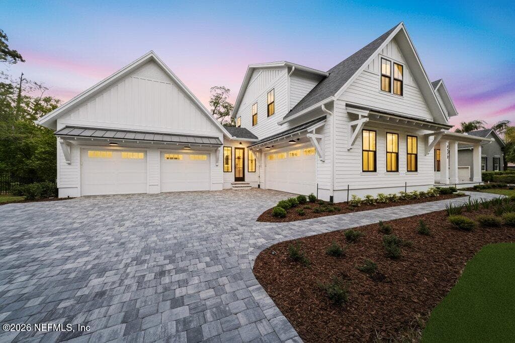 Pavered driveway and 4 car garage. — 4575 SWILCAN BRIDGE Lane N, Jacksonville, FL 32224