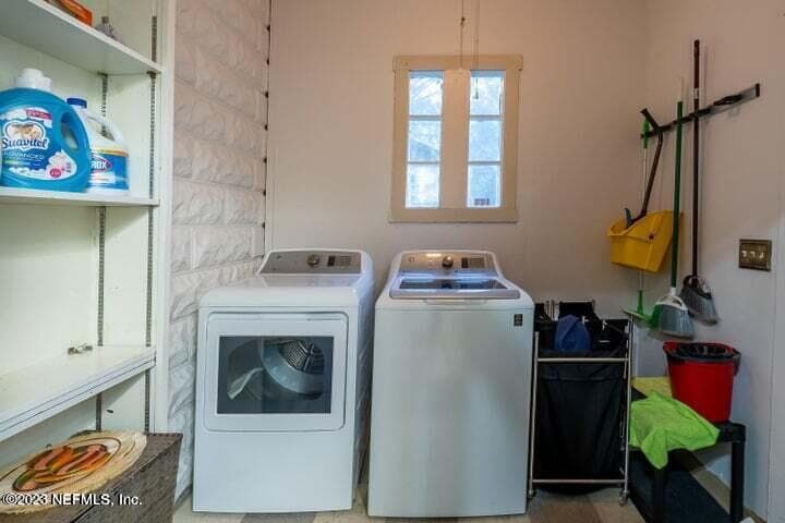Photo 12 of 440 E 6TH Street, Jacksonville, FL 32206