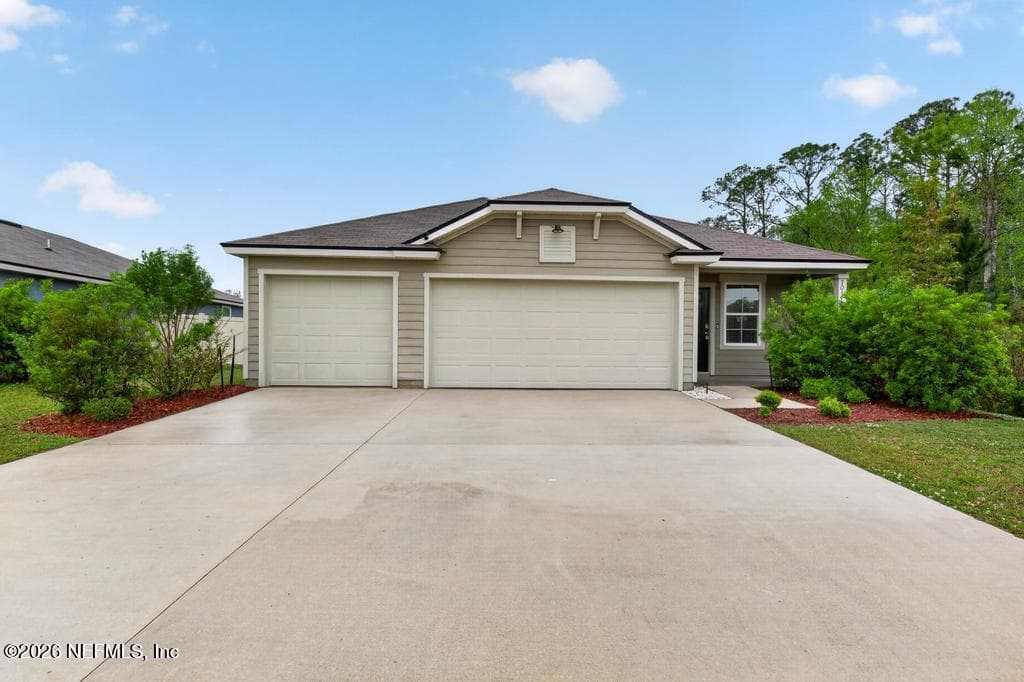 Photo 4 of 70144 ROSEAPPLE Court, Yulee, FL 32097