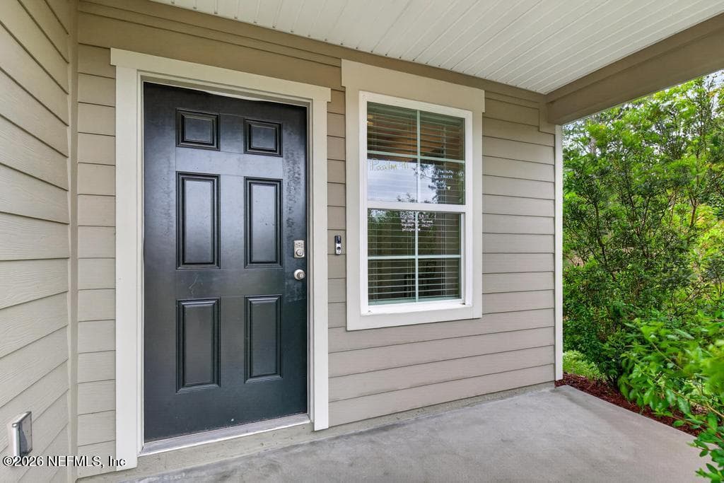 Photo 5 of 70144 ROSEAPPLE Court, Yulee, FL 32097