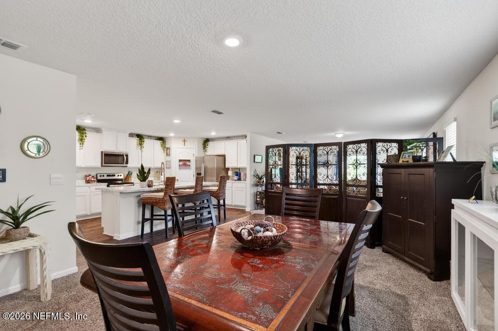 Photo 9 of 70144 ROSEAPPLE Court, Yulee, FL 32097