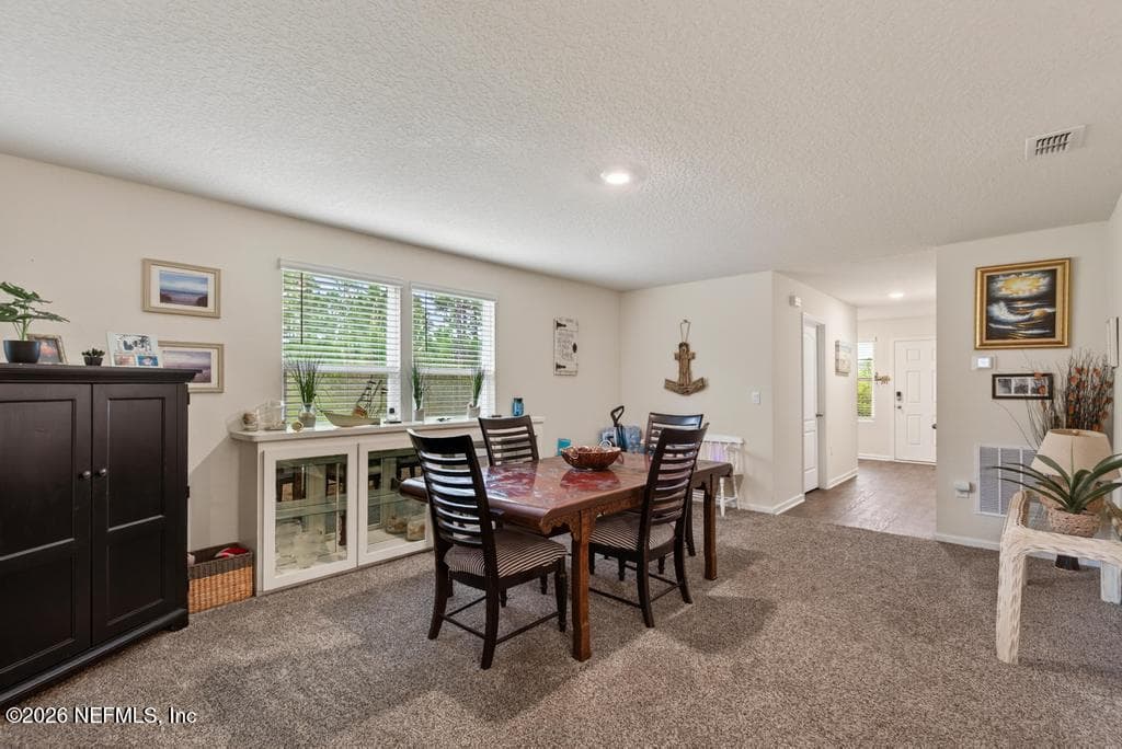 Photo 10 of 70144 ROSEAPPLE Court, Yulee, FL 32097