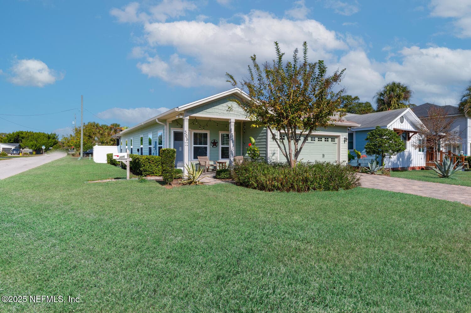 Photo 4 of 305 N 9TH Street, Jacksonville Beach, FL 32250
