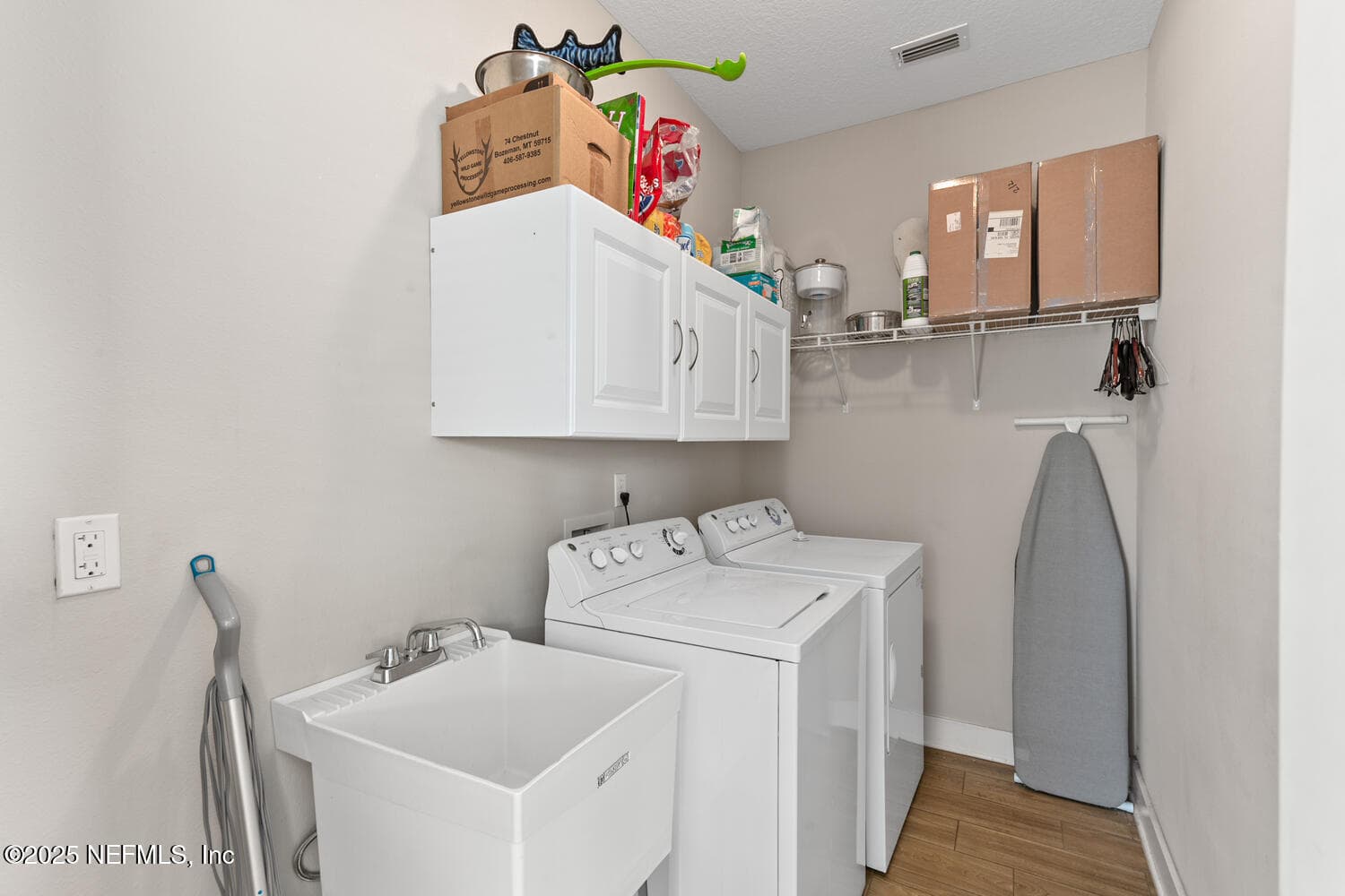 Photo 10 of 305 N 9TH Street, Jacksonville Beach, FL 32250