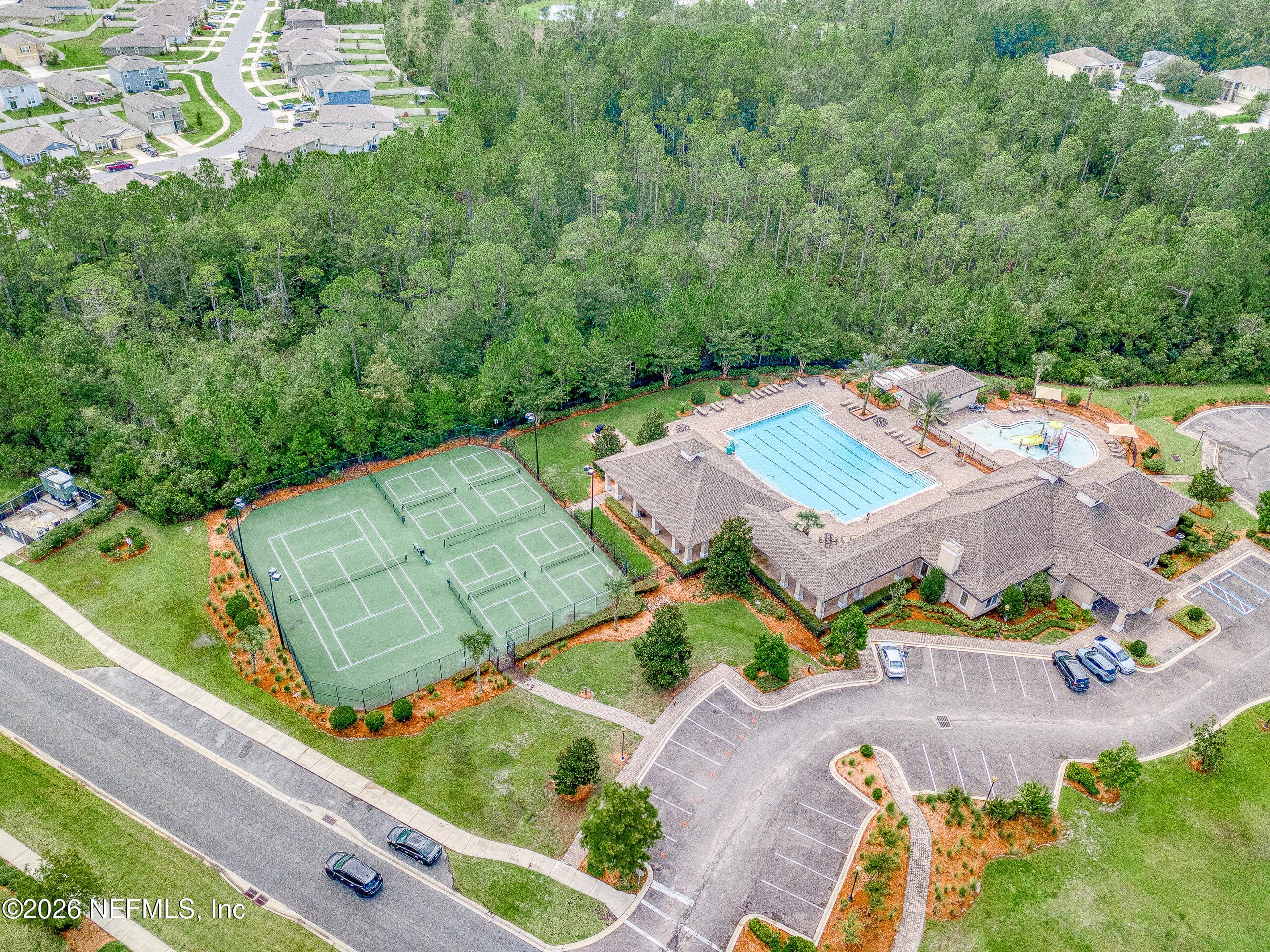 Photo 35 of 70144 ROSEAPPLE Court, Yulee, FL 32097