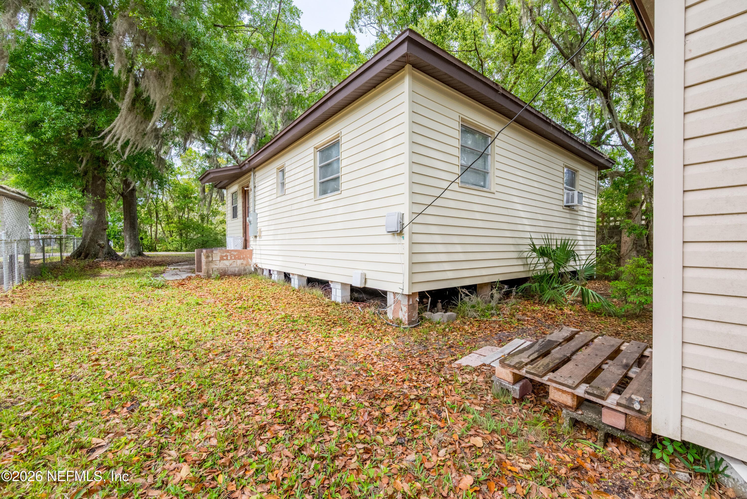 Photo 4 of 640 GARDINER Street, Starke, FL 32091