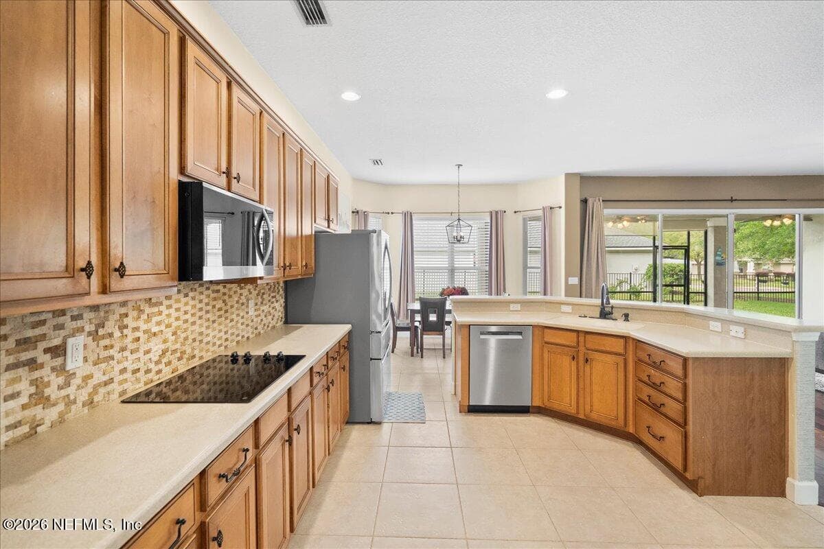 Photo 9 of 2470 COUNTRY SIDE Drive, Fleming Island, FL 32003