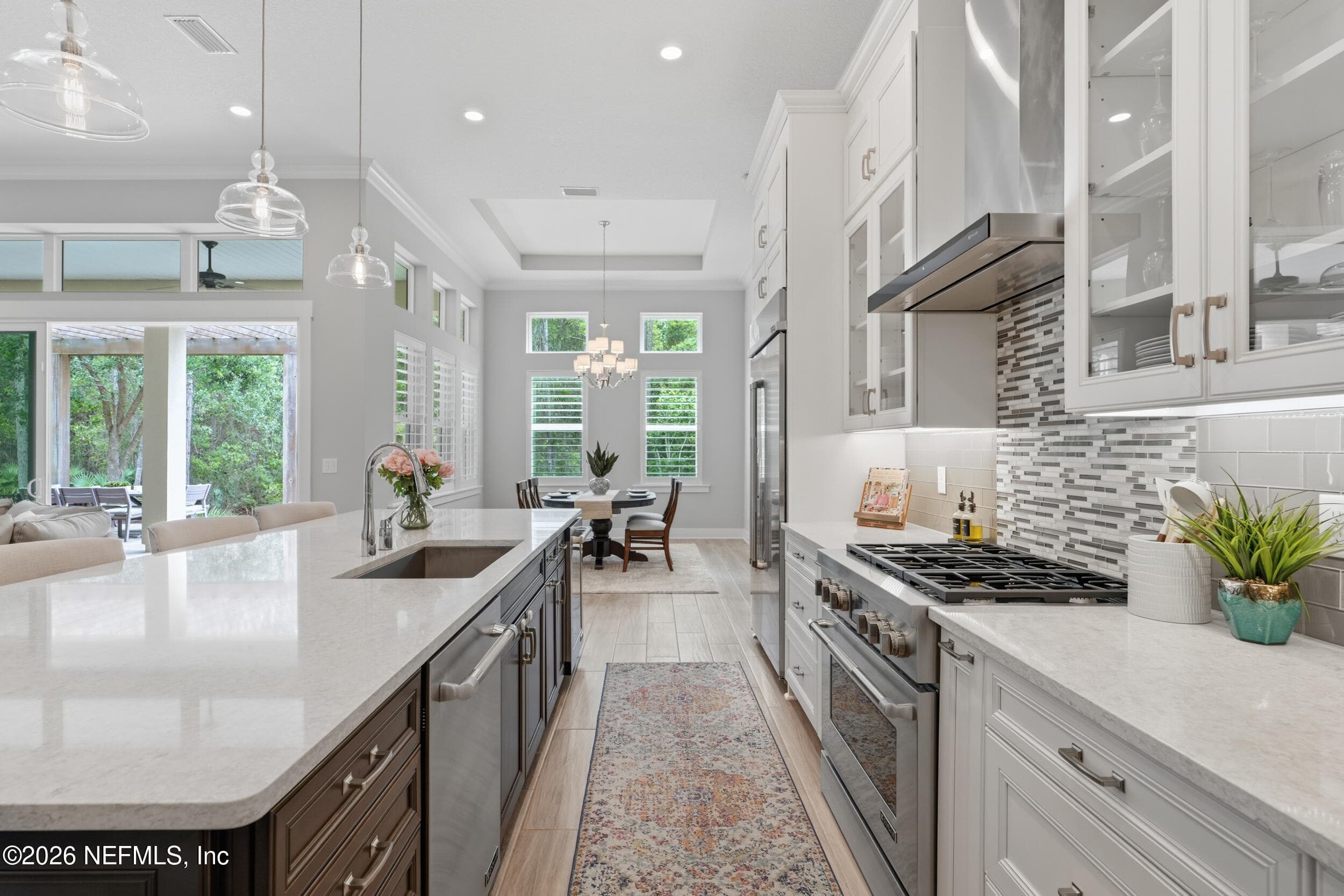 Island & Jenn-Air 6-burner gas — 323 MAHI Drive, Ponte Vedra, FL 32081