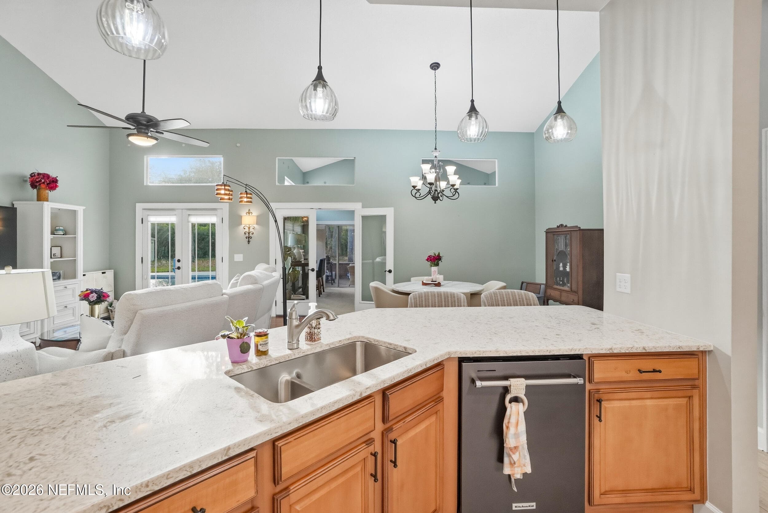 Quartz Countertops and pendant lights — 2408 STOCKTON Drive, Fleming Island, FL 32003