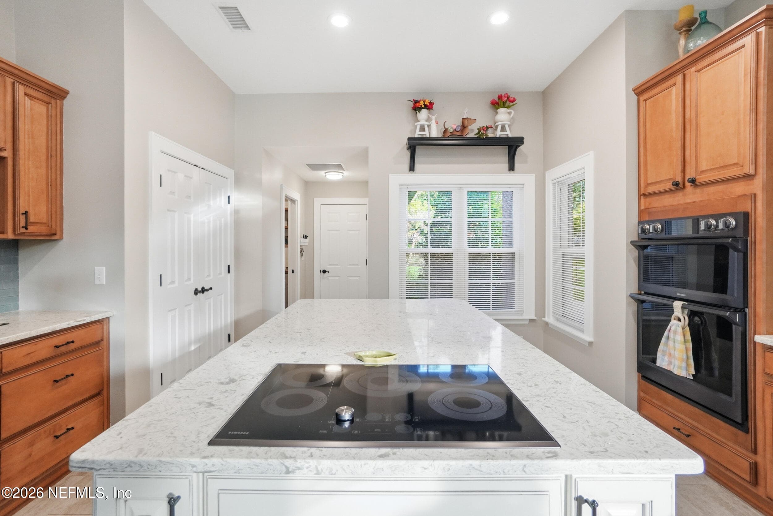 Large cooktop Island — 2408 STOCKTON Drive, Fleming Island, FL 32003
