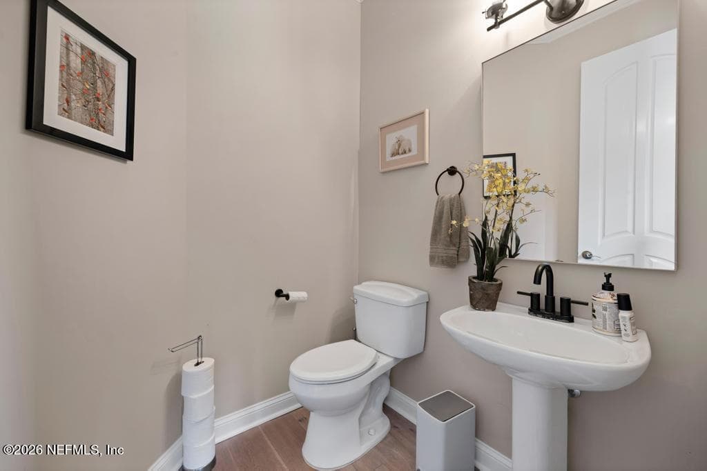 powder room — 1943 ROSE MALLOW Lane, Fleming Island, FL 32003