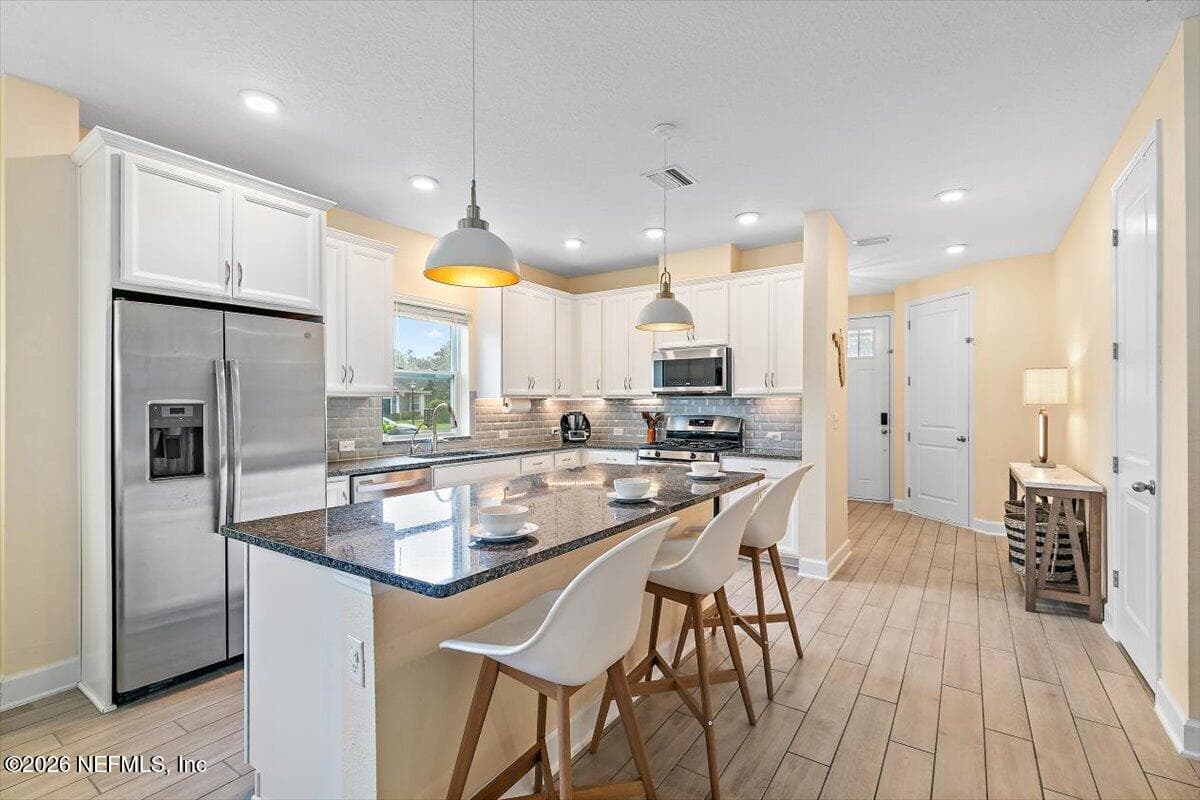 Photo 4 of 553 VISTA LAKE Circle, Ponte Vedra, FL 32081