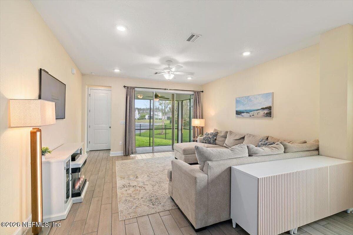 Photo 8 of 553 VISTA LAKE Circle, Ponte Vedra, FL 32081