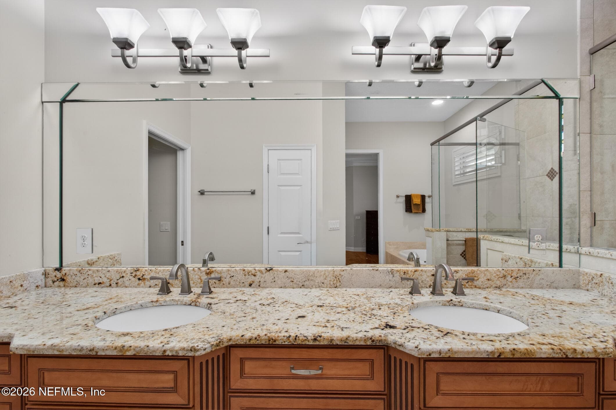 Granite Counters — 13353 PRINCESS KELLY Drive, Jacksonville, FL 32225
