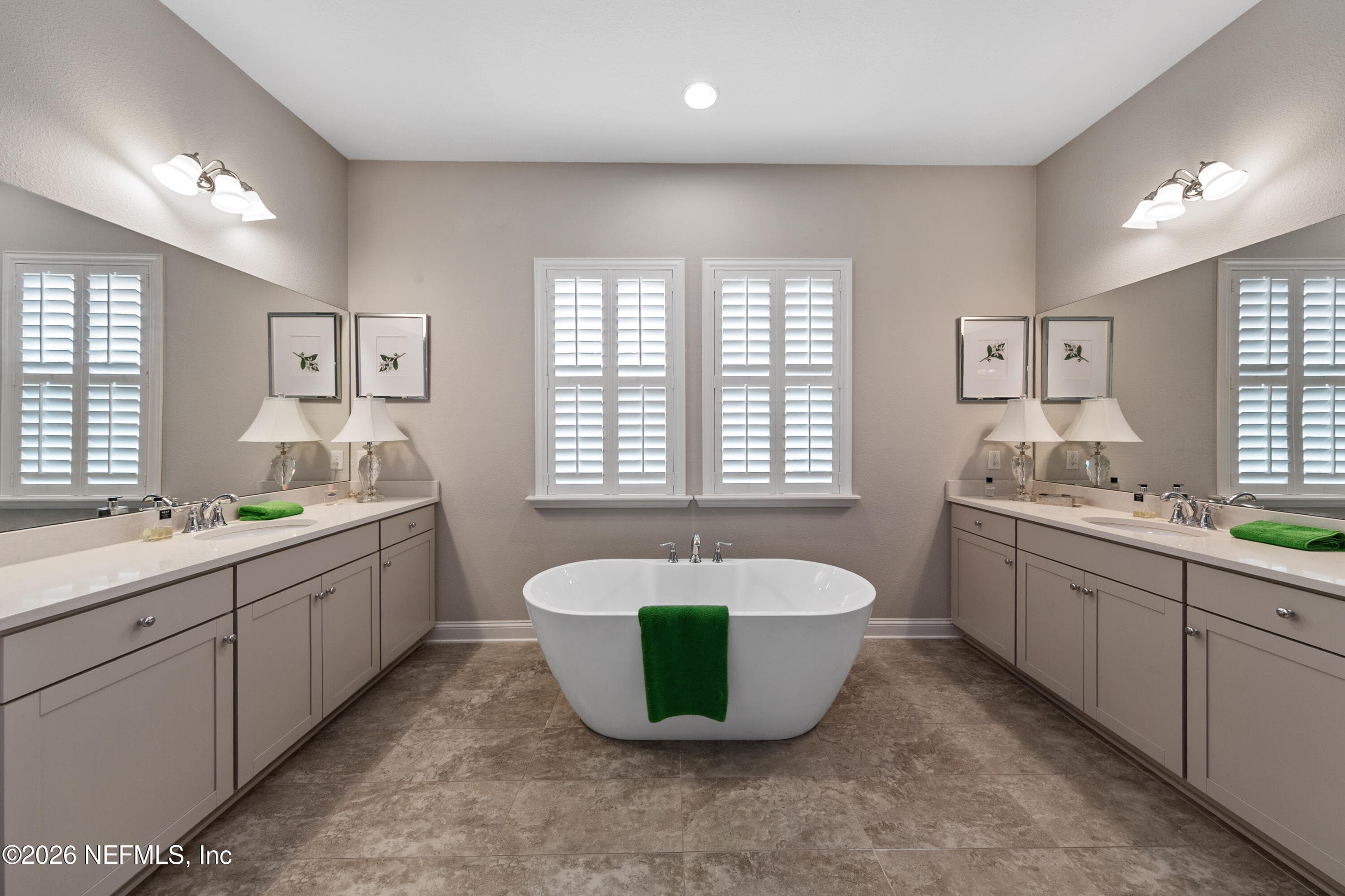 Double Vanity — 228 CONQUISTADOR Road, St. Johns, FL 32259