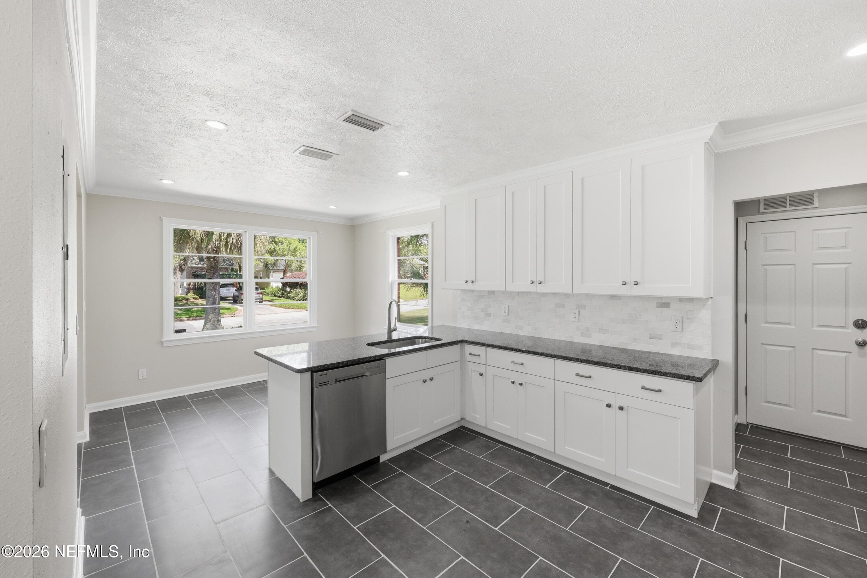 Photo 30 of 1118 MONTICELLO Road, Jacksonville, FL 32207