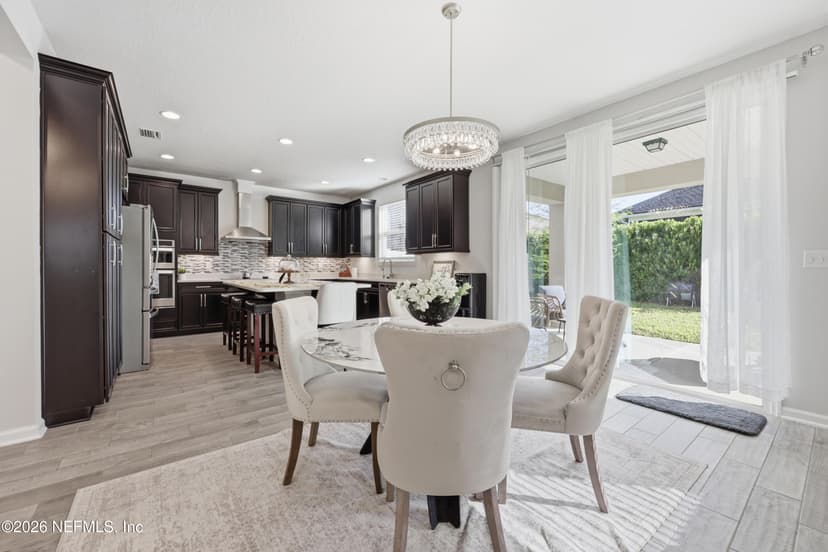 6946 Azalea Grove Drive, Jacksonville, FL 32258