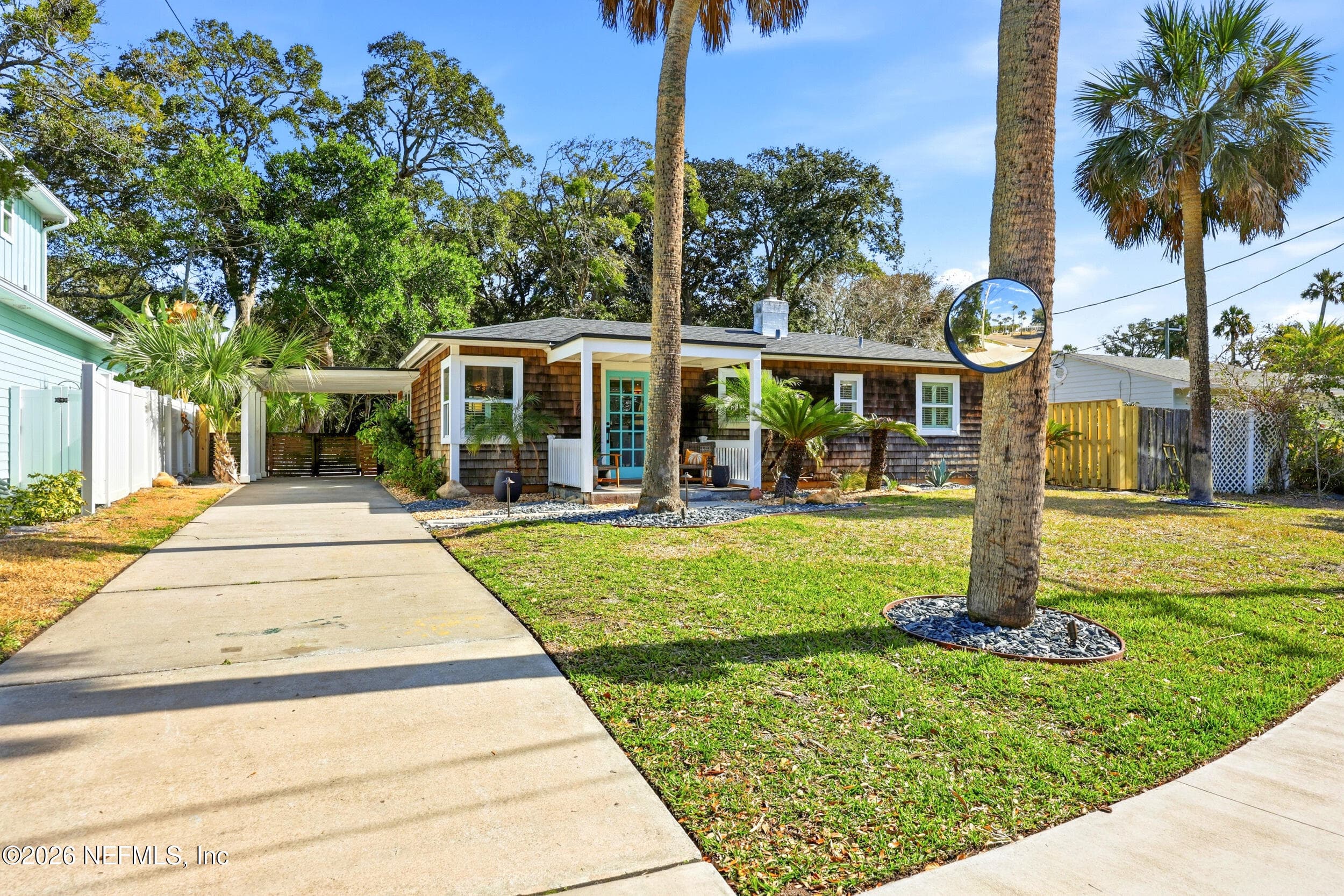 60x150 Lot that conveys with the most charming coastal cottage! — 255 SHERRY Drive, Atlantic Beach, FL 32233