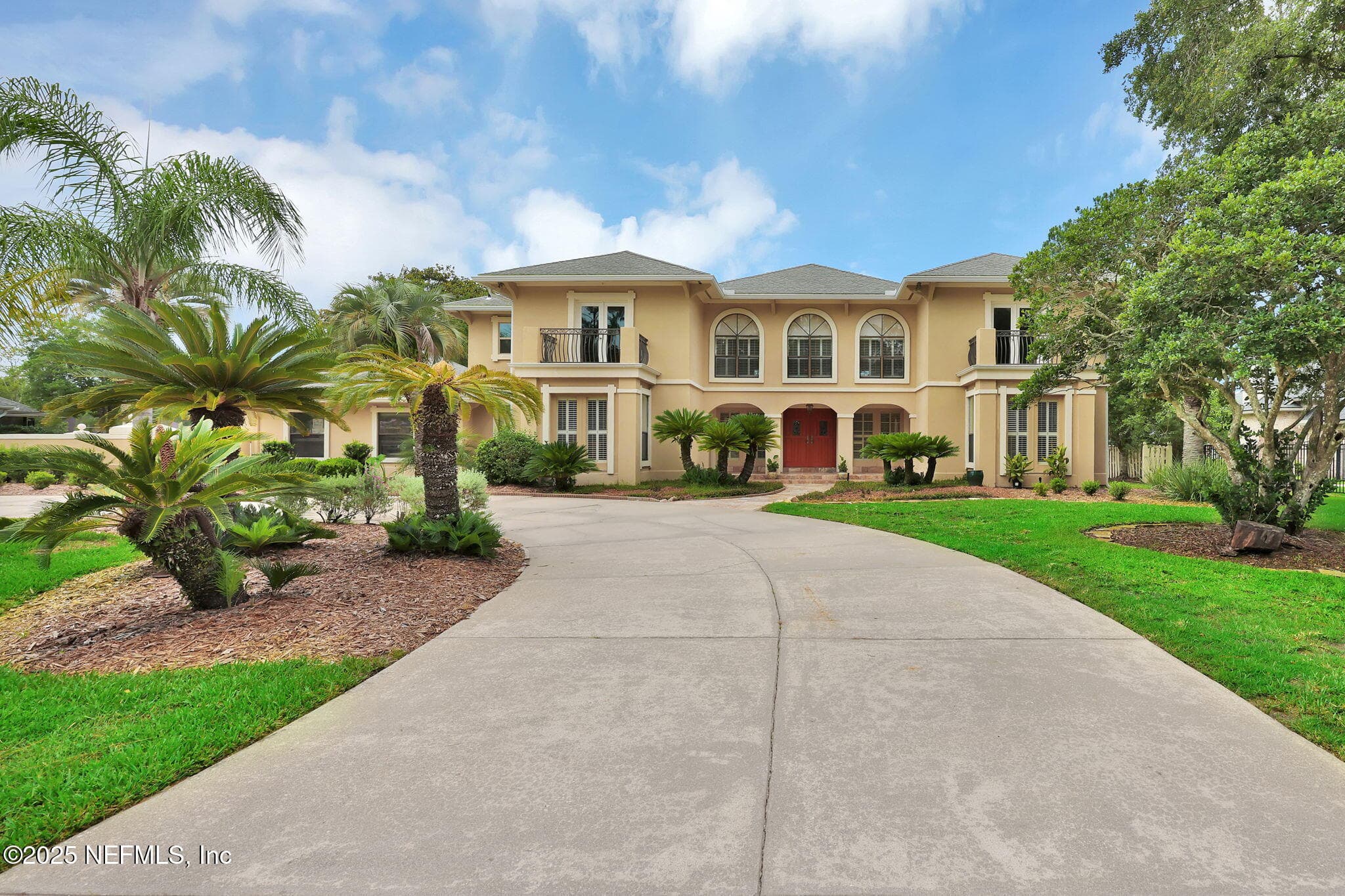 Photo 2 of 8227 MAR DEL PLATA Street E, Jacksonville, FL 32256