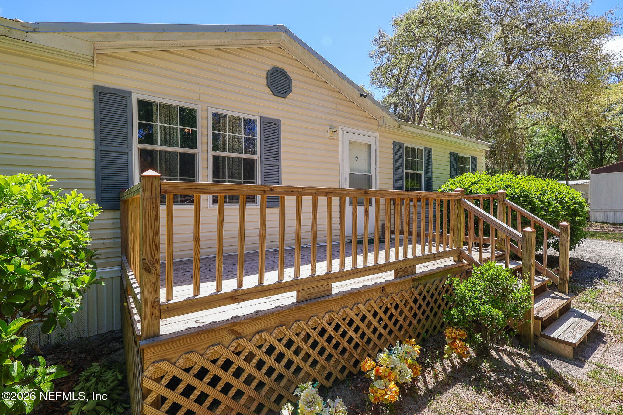 Photo 4 of 124 IDLEWOOD ACRES Lane, Pomona Park, FL 32181