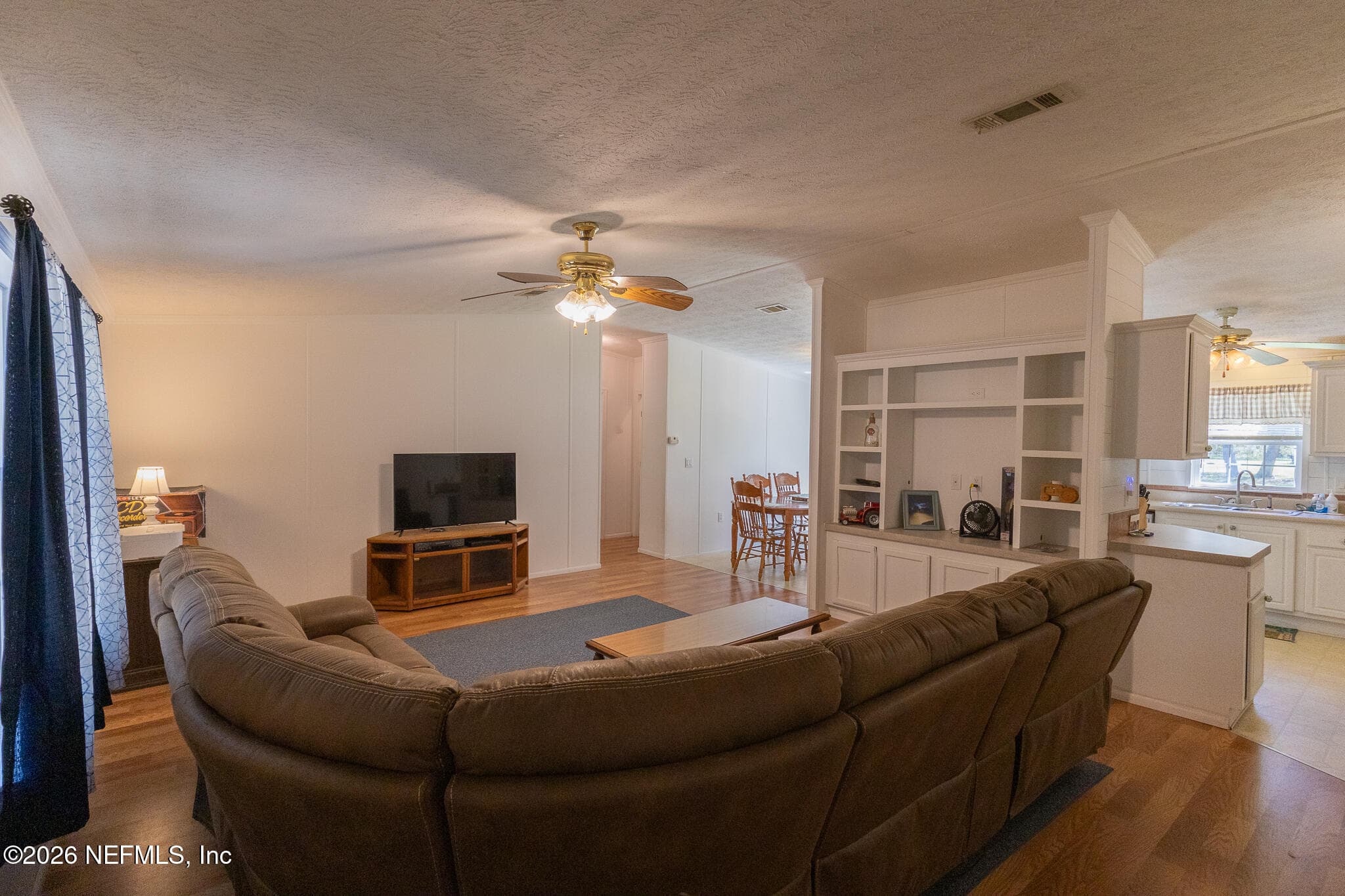 Photo 12 of 124 IDLEWOOD ACRES Lane, Pomona Park, FL 32181