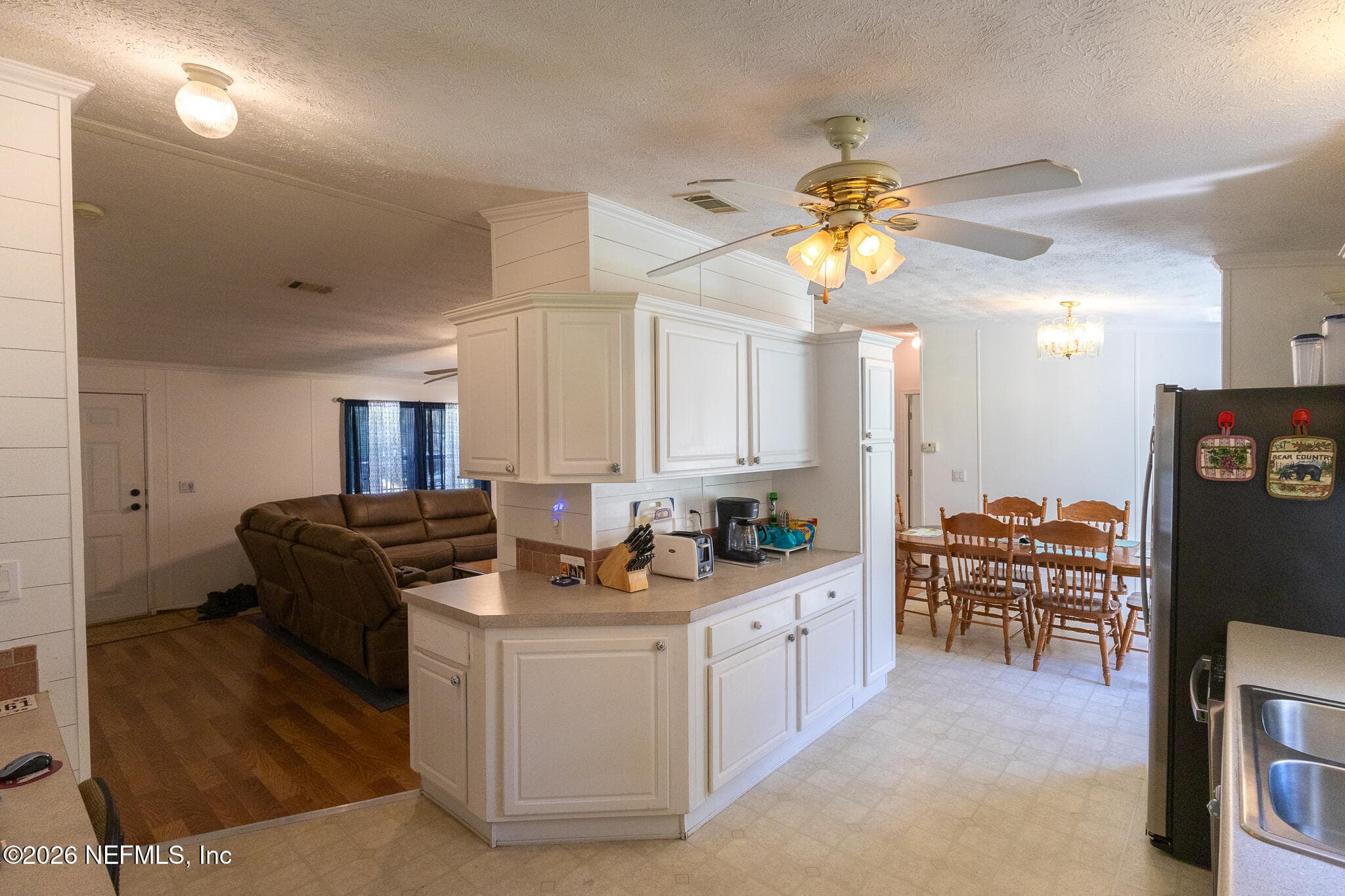 Photo 18 of 124 IDLEWOOD ACRES Lane, Pomona Park, FL 32181